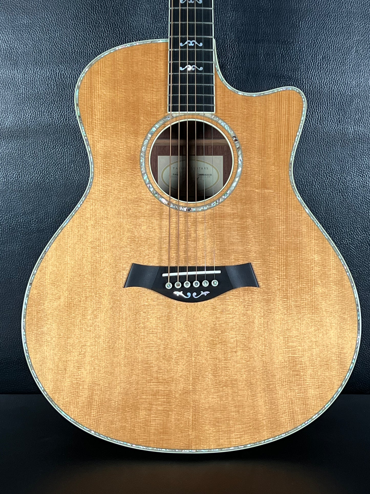 Taylor 916CE 2008 (PRE-OWNED)