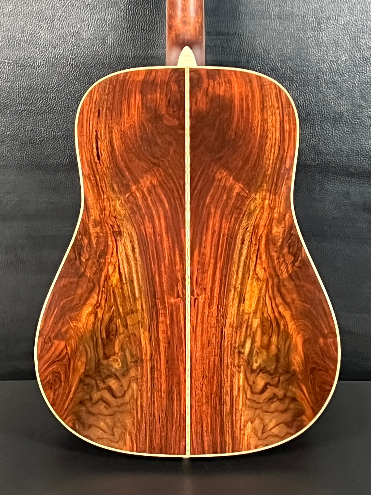 Martin D-14 Custom Shop Wild Grain w/ Calton Case (PRE-OWNED)