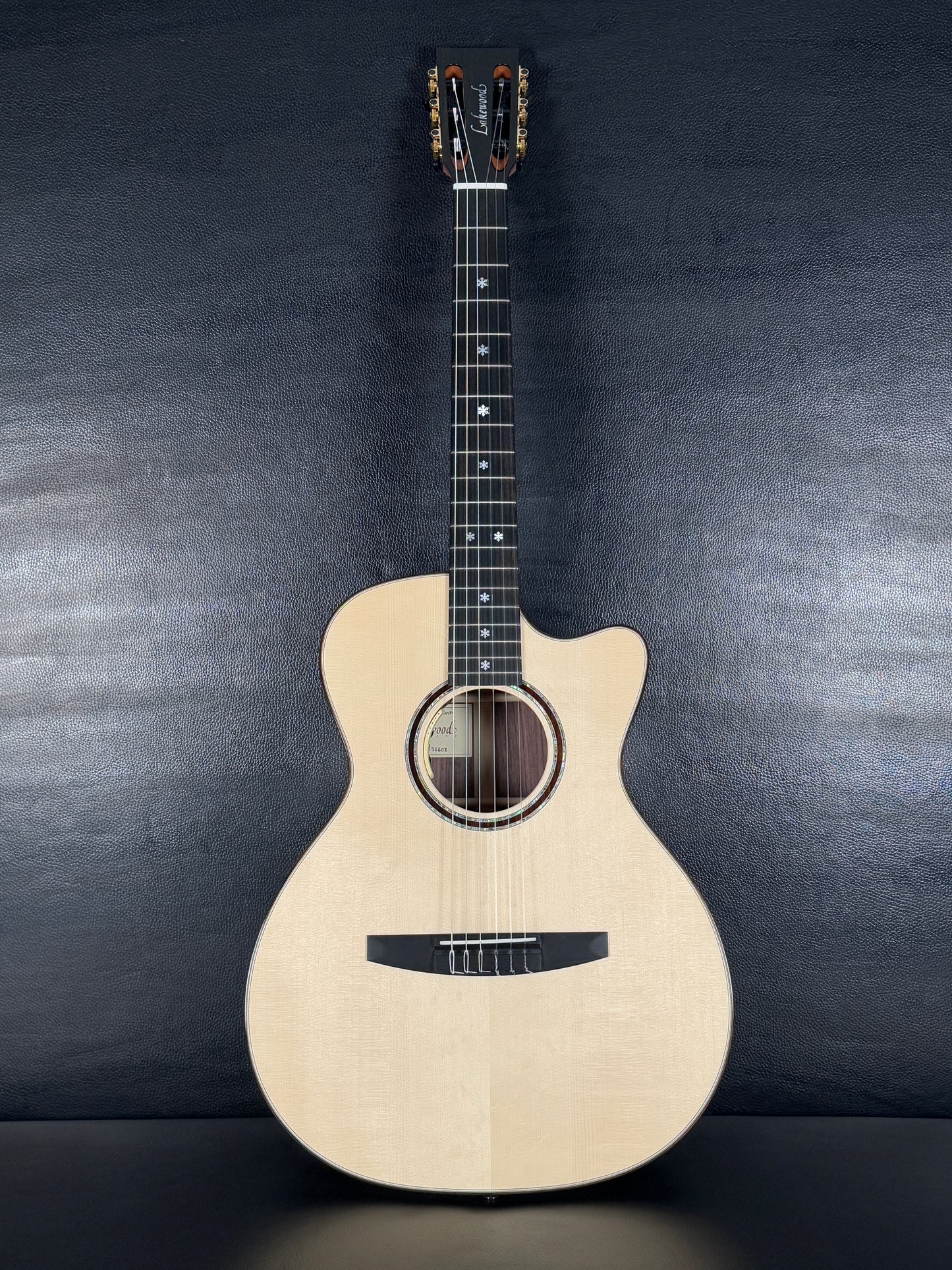 Lakewood M-32 CP Crossover Nylon