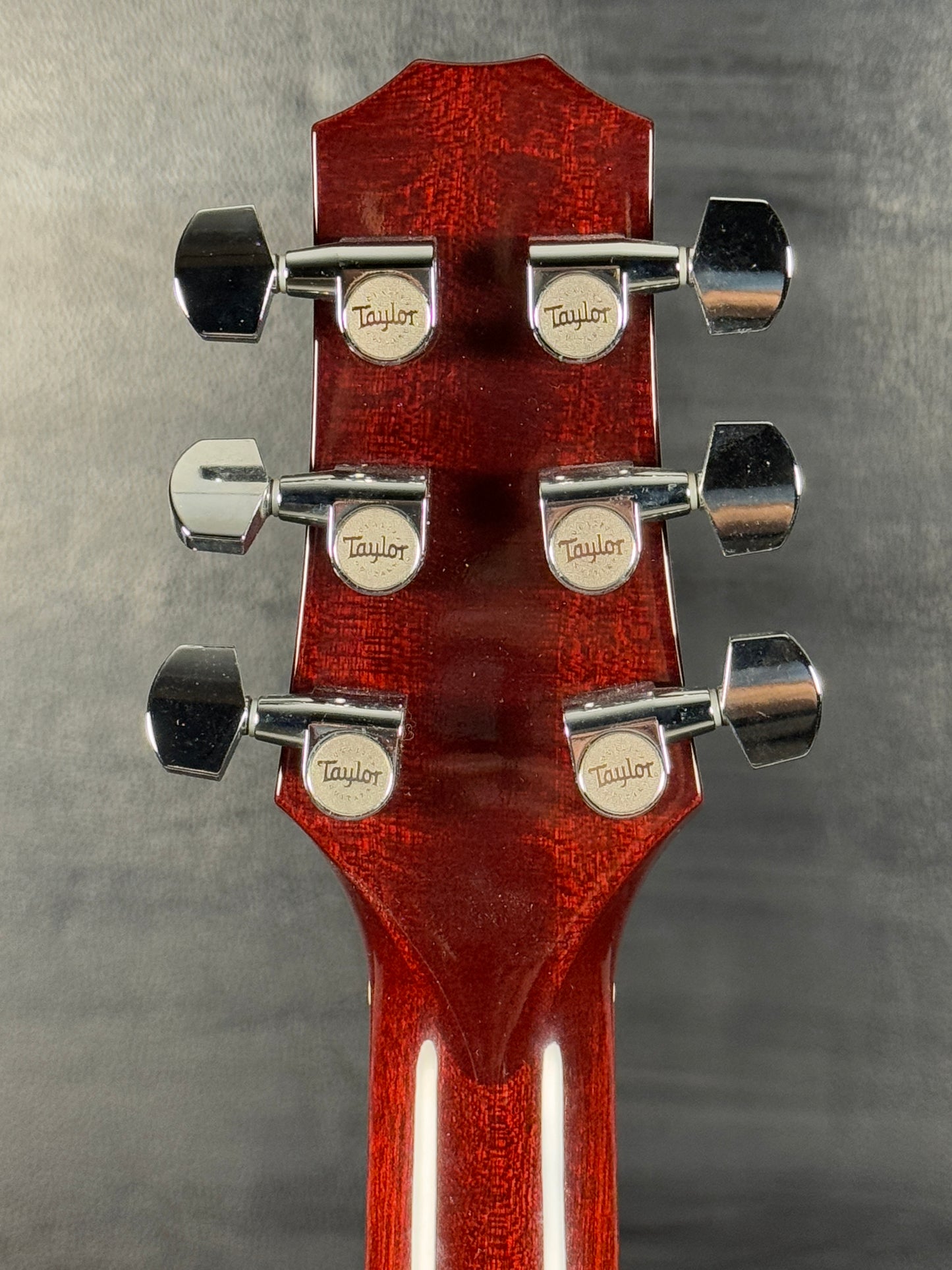 Taylor SB-1 Solidbody Standard Sunburst 2007 ( PRE-OWNED)