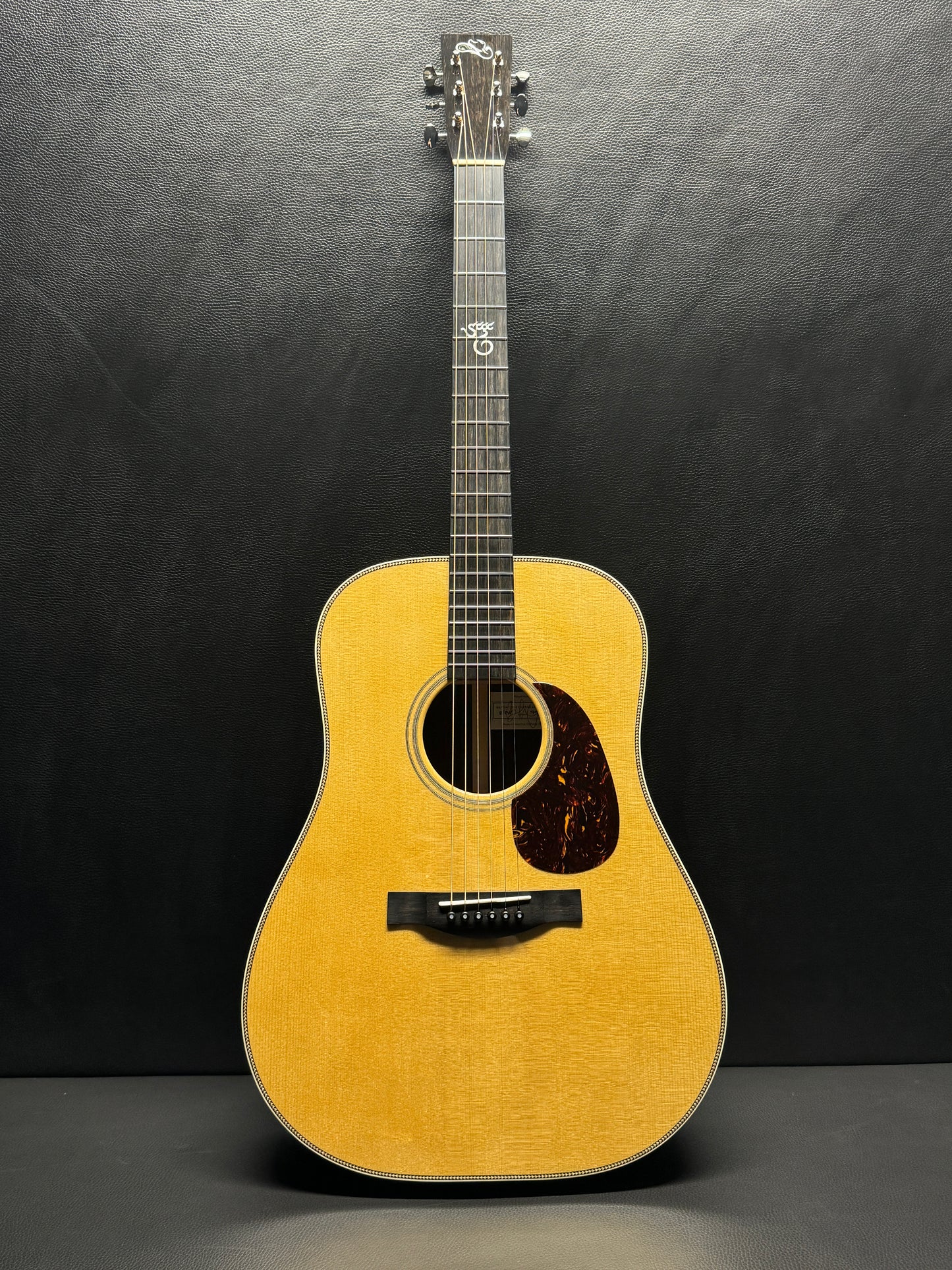 Santa Cruz Brad Paisley - Pre War - B/PW #7973