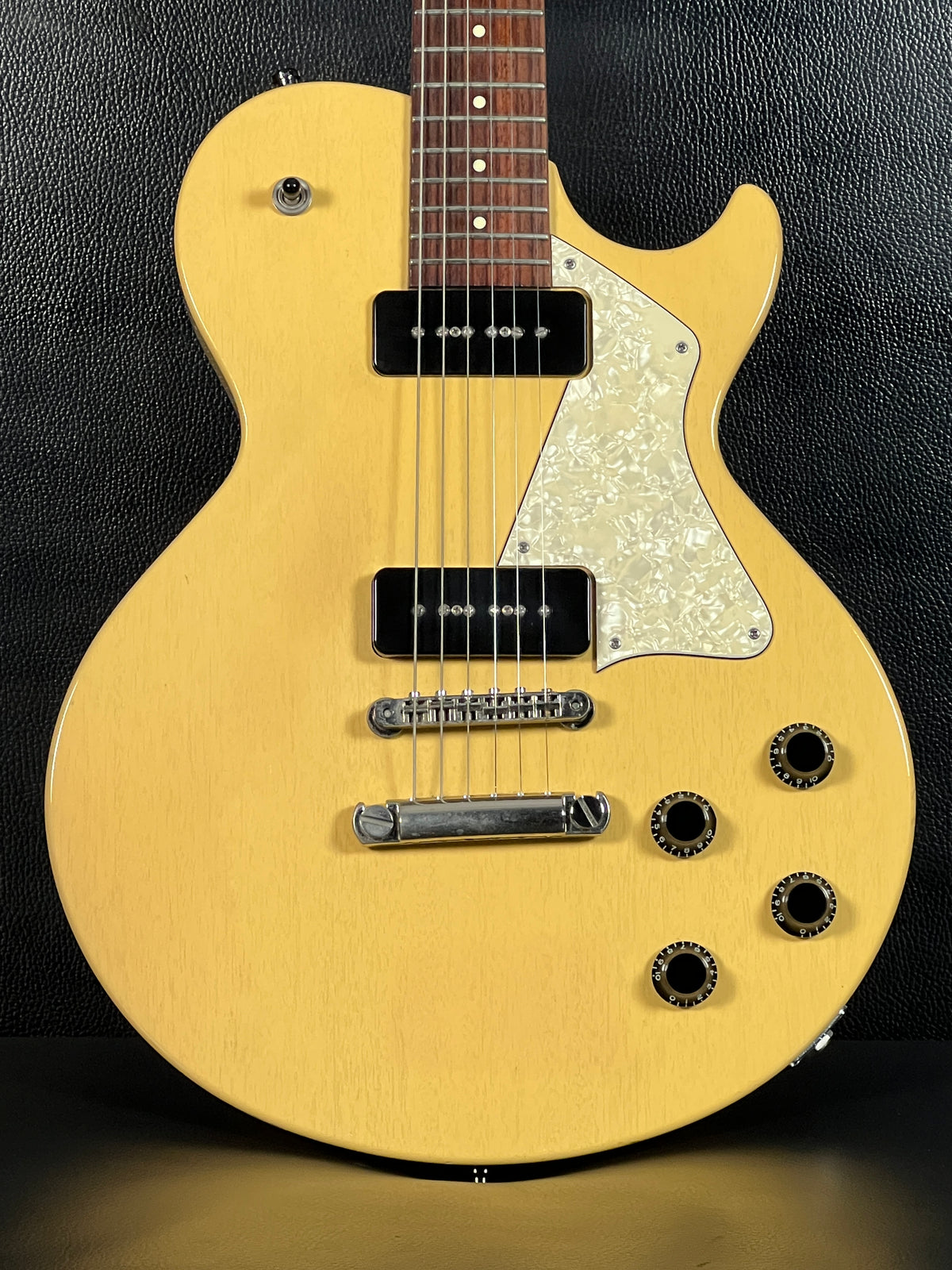 Collings 290 First-Year Production in TV Yellow w/ Pearloid 2007 (PRE-OWNED)