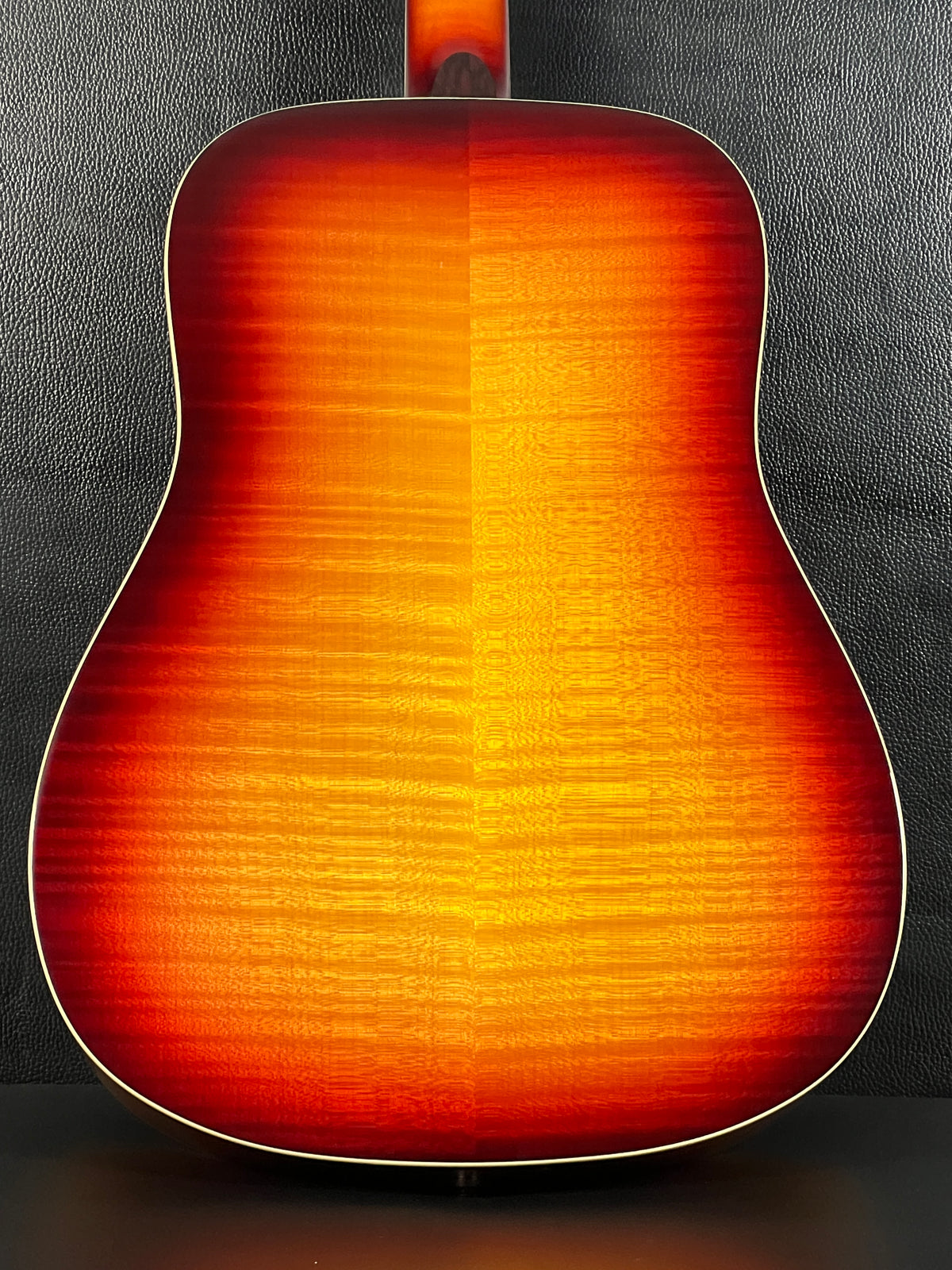 Norman ST50 Cherry Burst HG Anthem #137