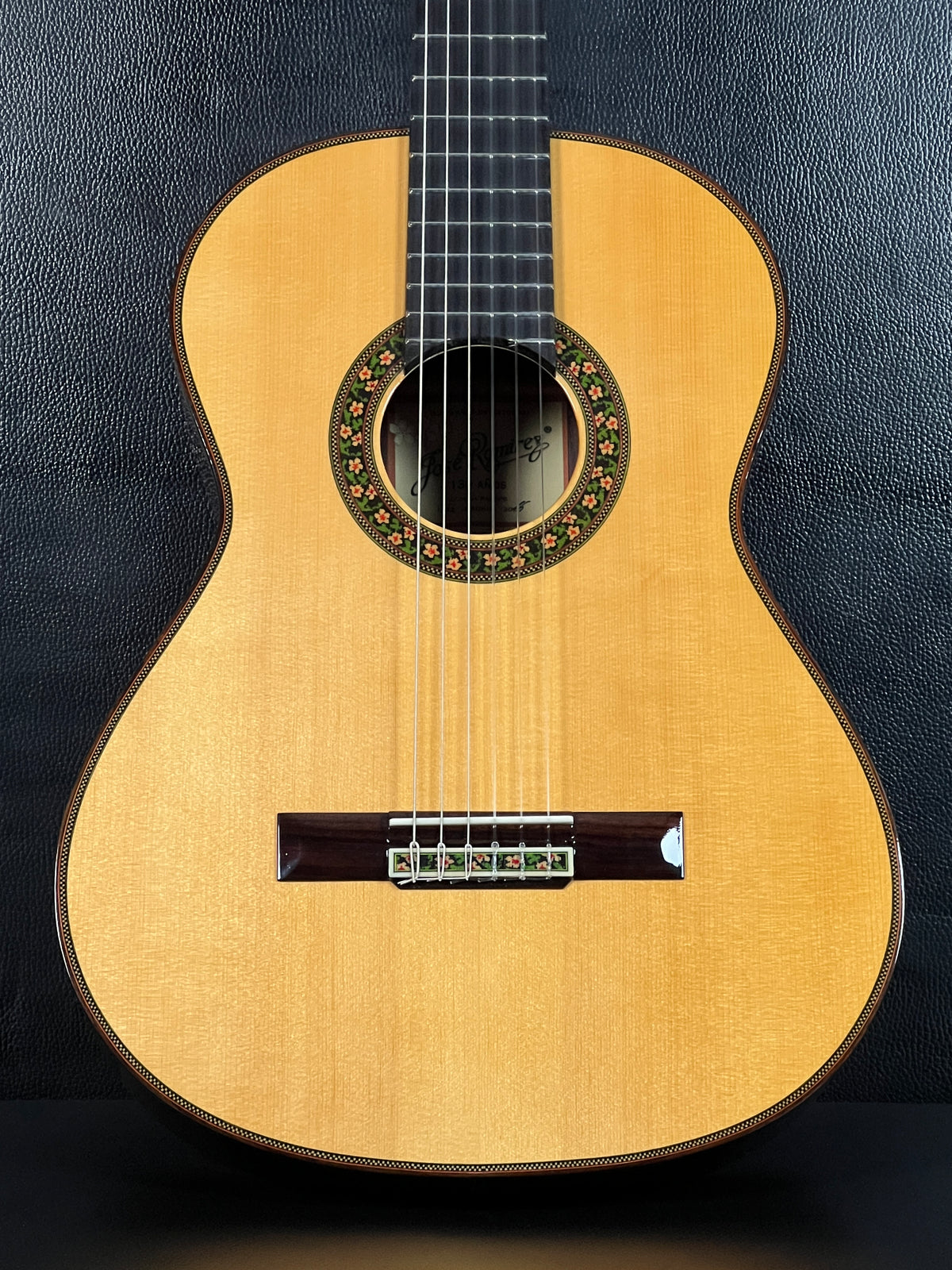 José Ramírez "130 Anos" Classical Guitar (PRE-OWNED)
