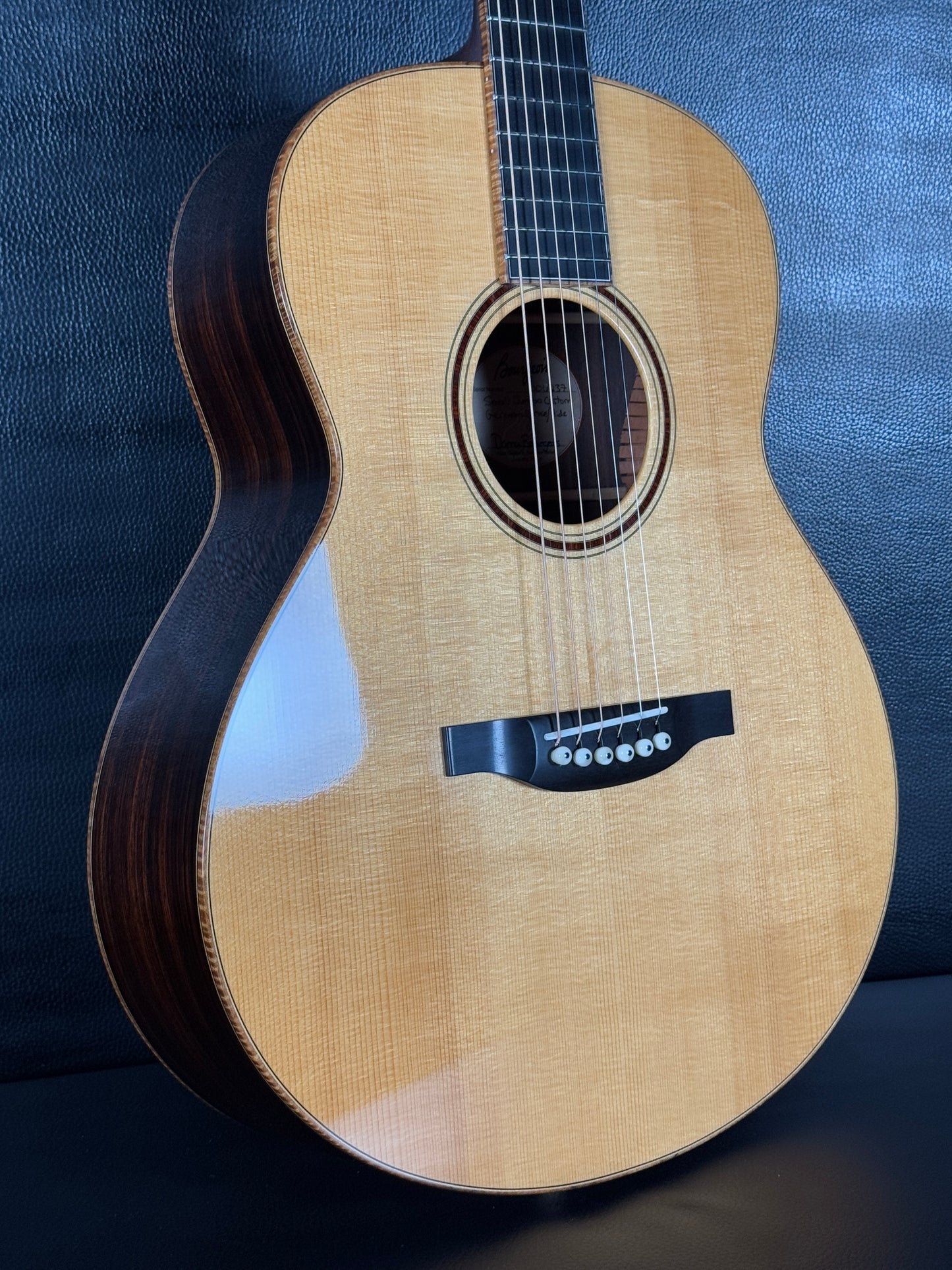 Bourgeois Small Jumbo Custom ( PRE-OWNED)