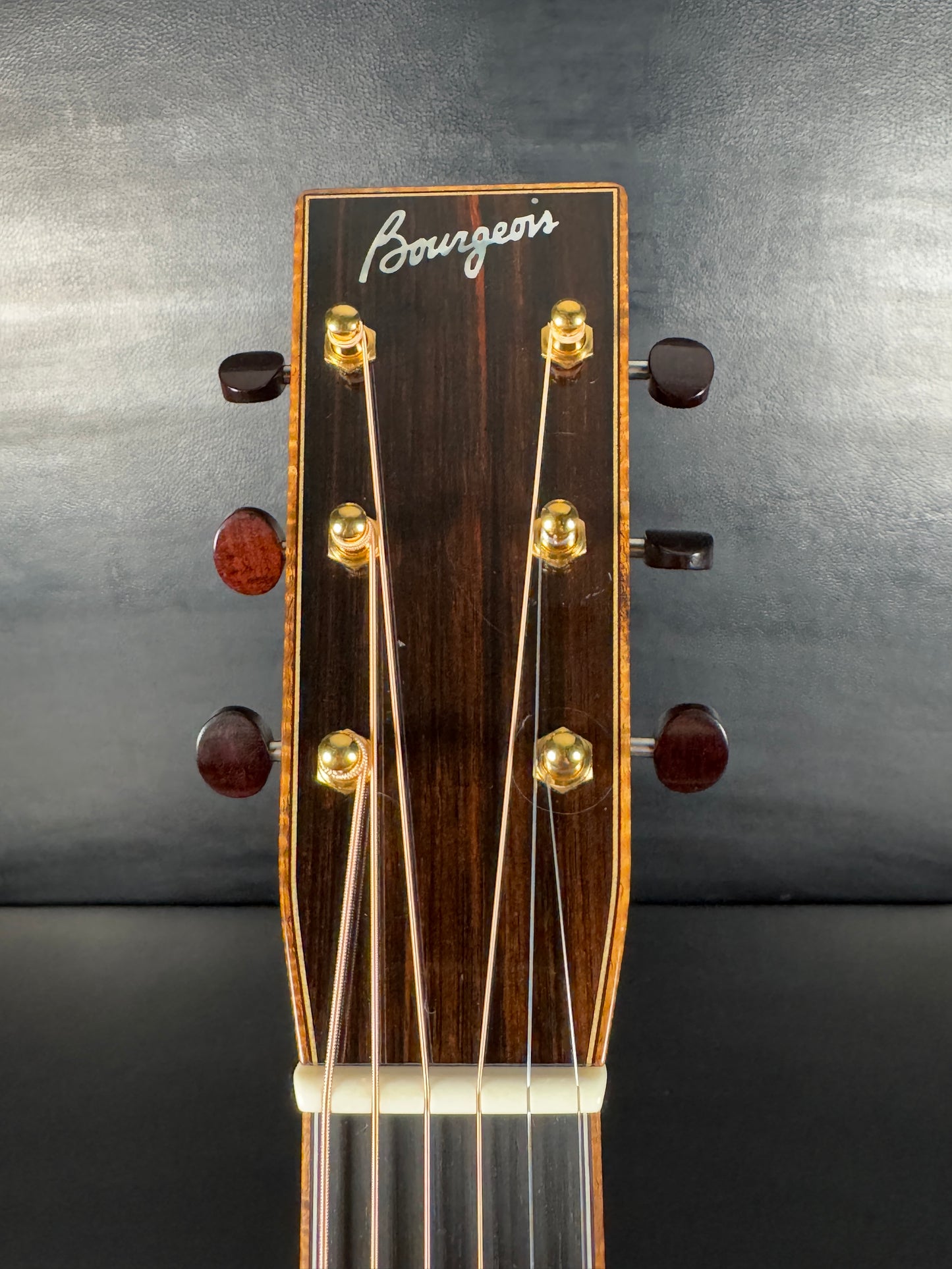 Bourgeois Small Jumbo Custom ( PRE-OWNED)