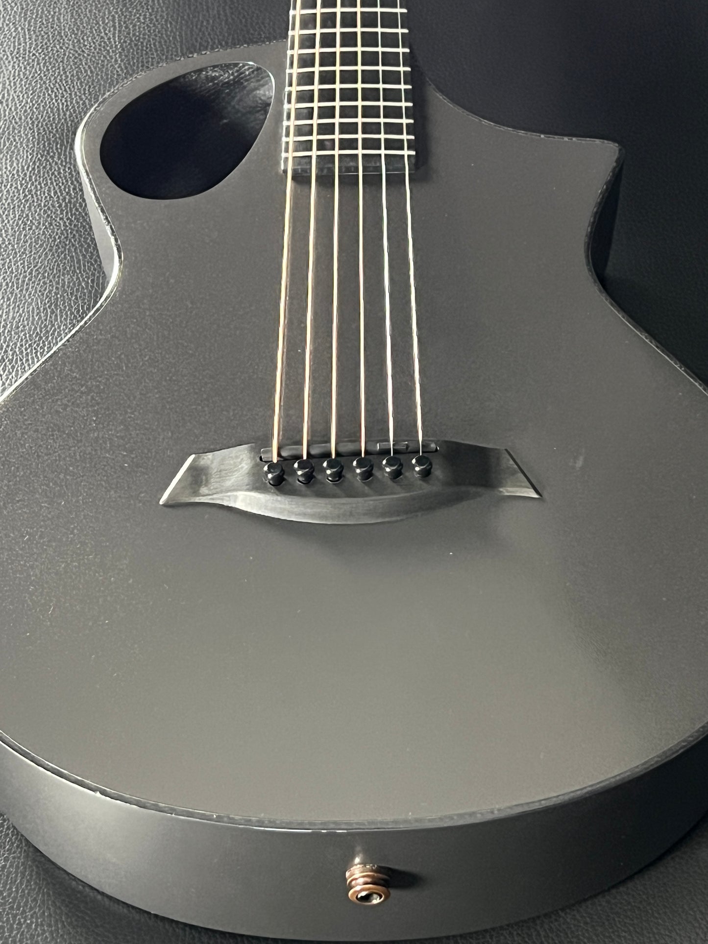 Composite Acoustics Cargo, Gray with Pickup – Travel Guitar (Pre-Owned)