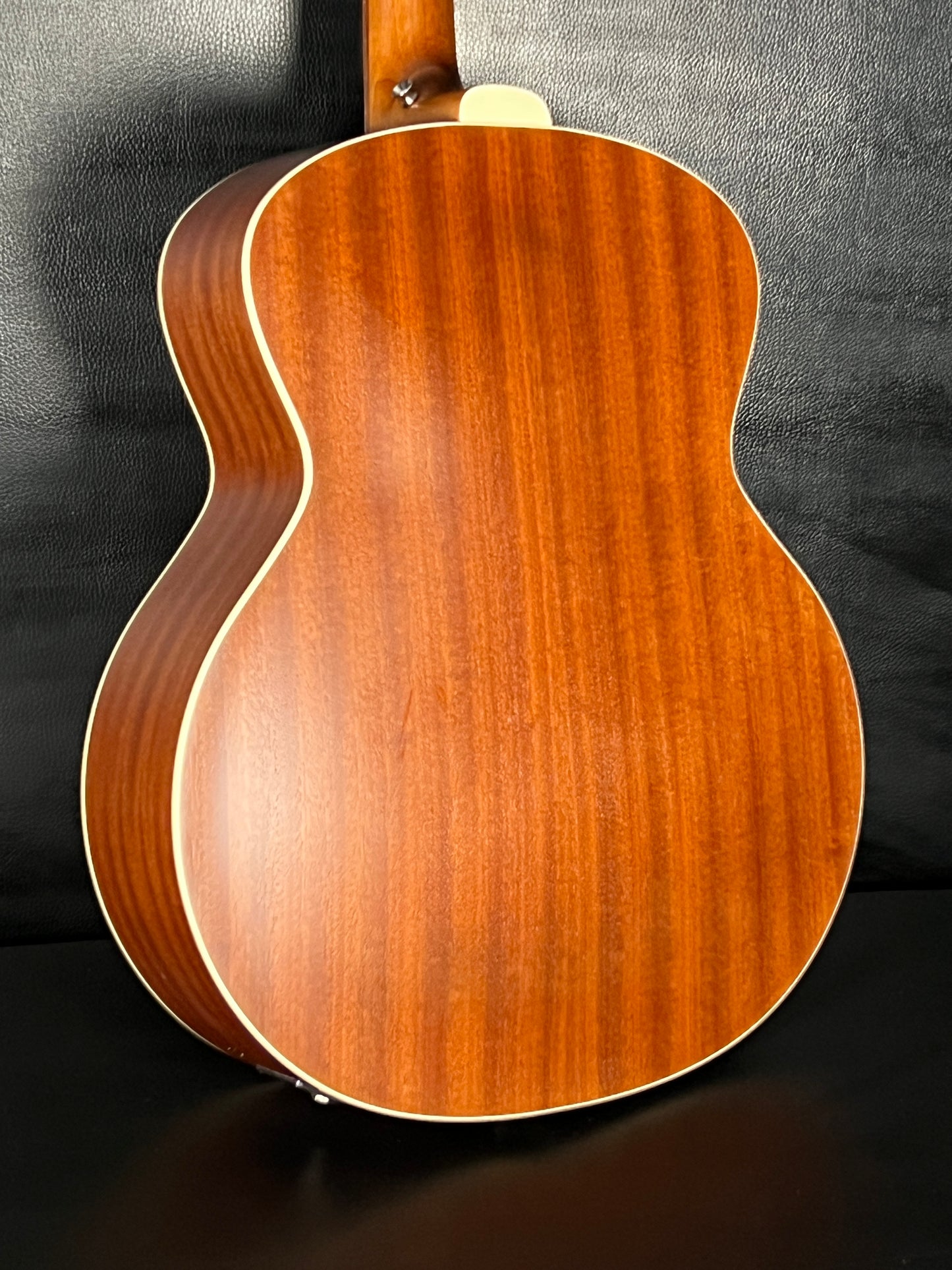 Guild B-240E Acoustic Bass