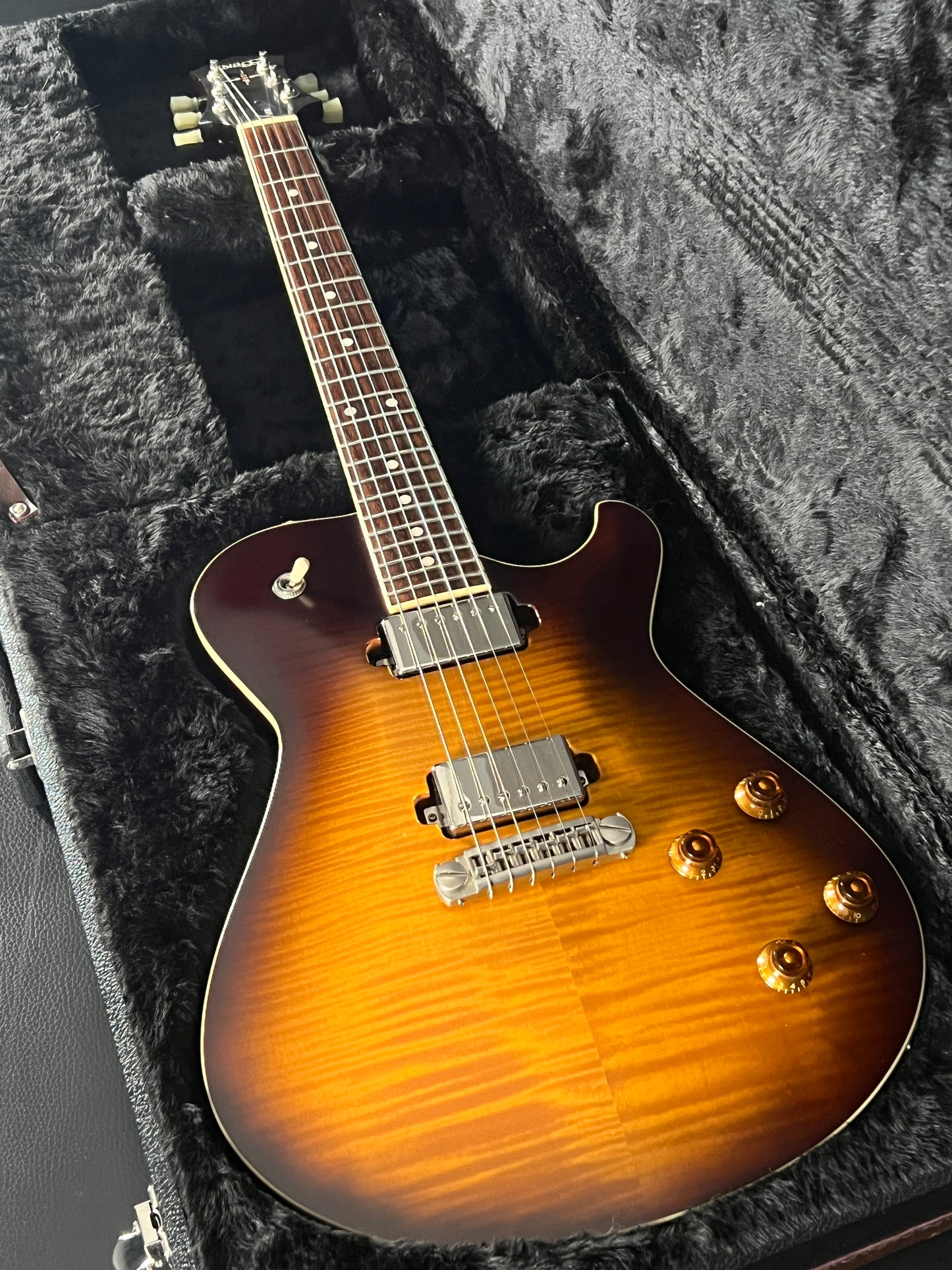 Knaggs Kenai 2020 Dark Tobacco Burst (PRE-OWNED)