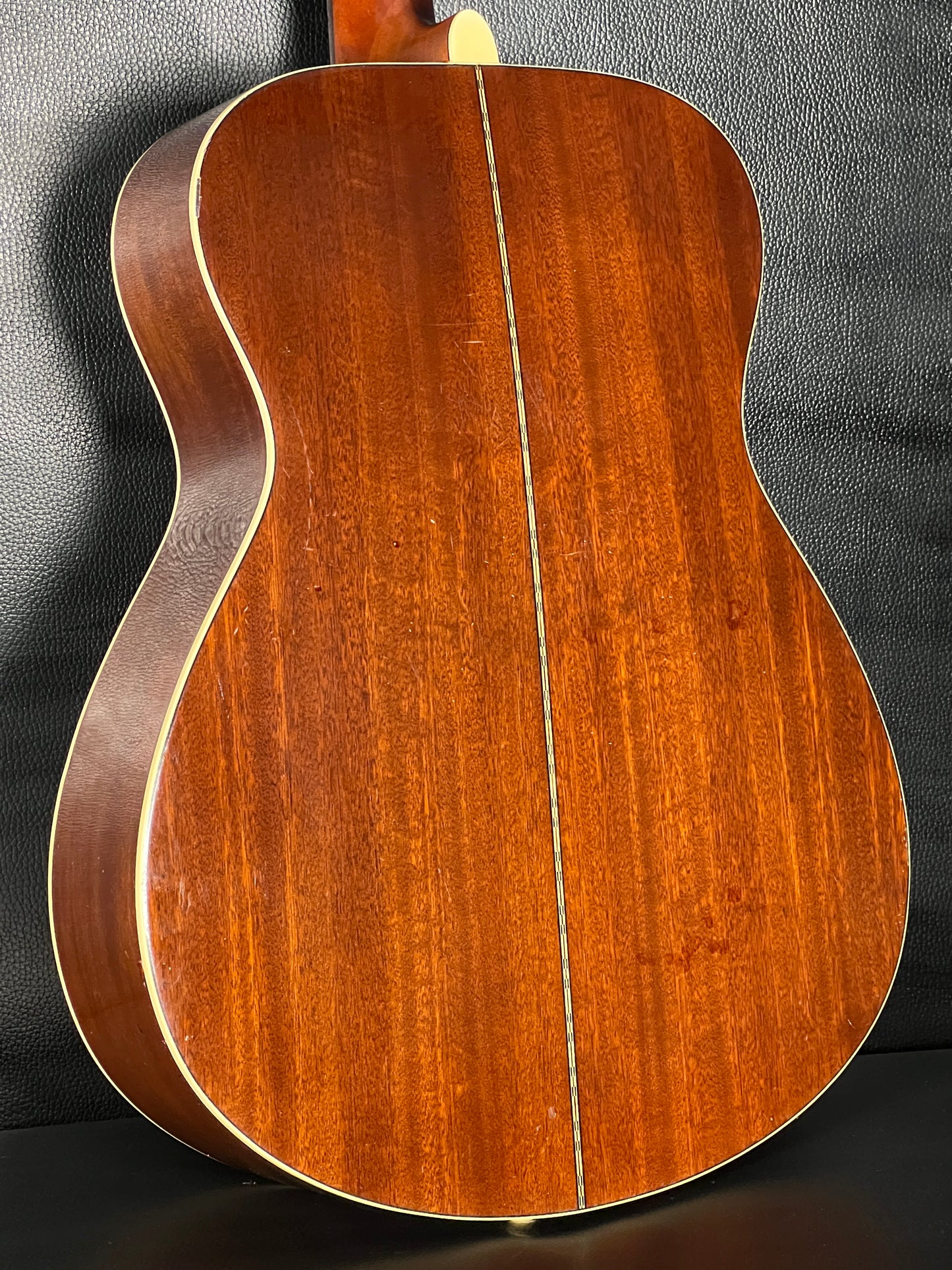 Yamaha FG331 (PRE-OWNED)