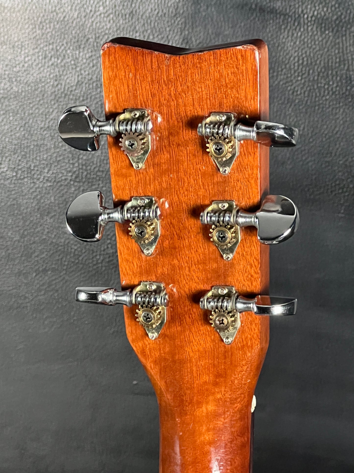 Yamaha FG331 (PRE-OWNED)