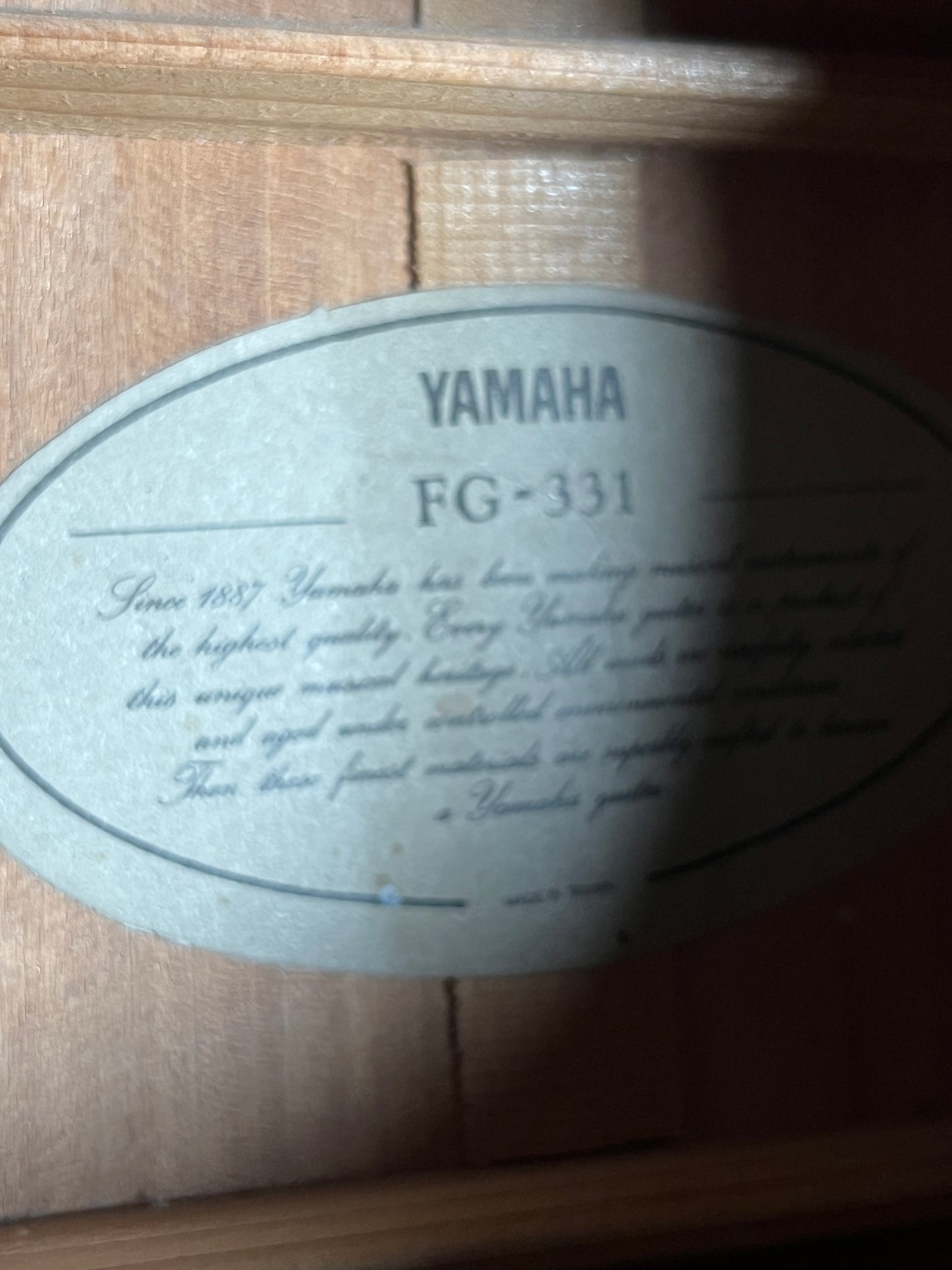 Yamaha FG331 (PRE-OWNED)