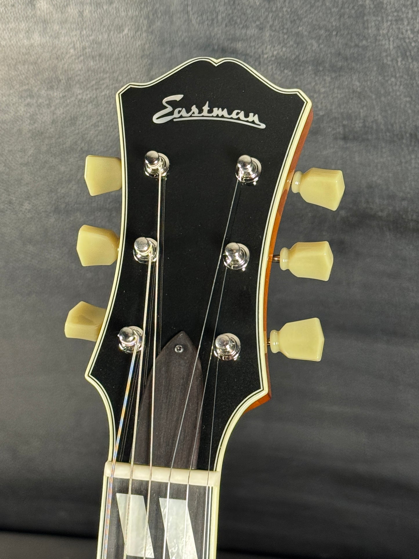 Eastman T486 Thinline Hollowbody - Goldburst (PRE-OWNED)