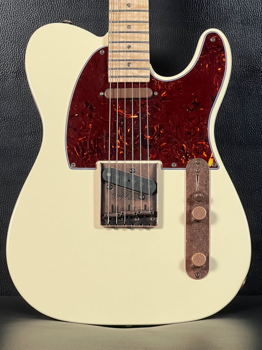 CARRs Bobcaster Arctic White #2601