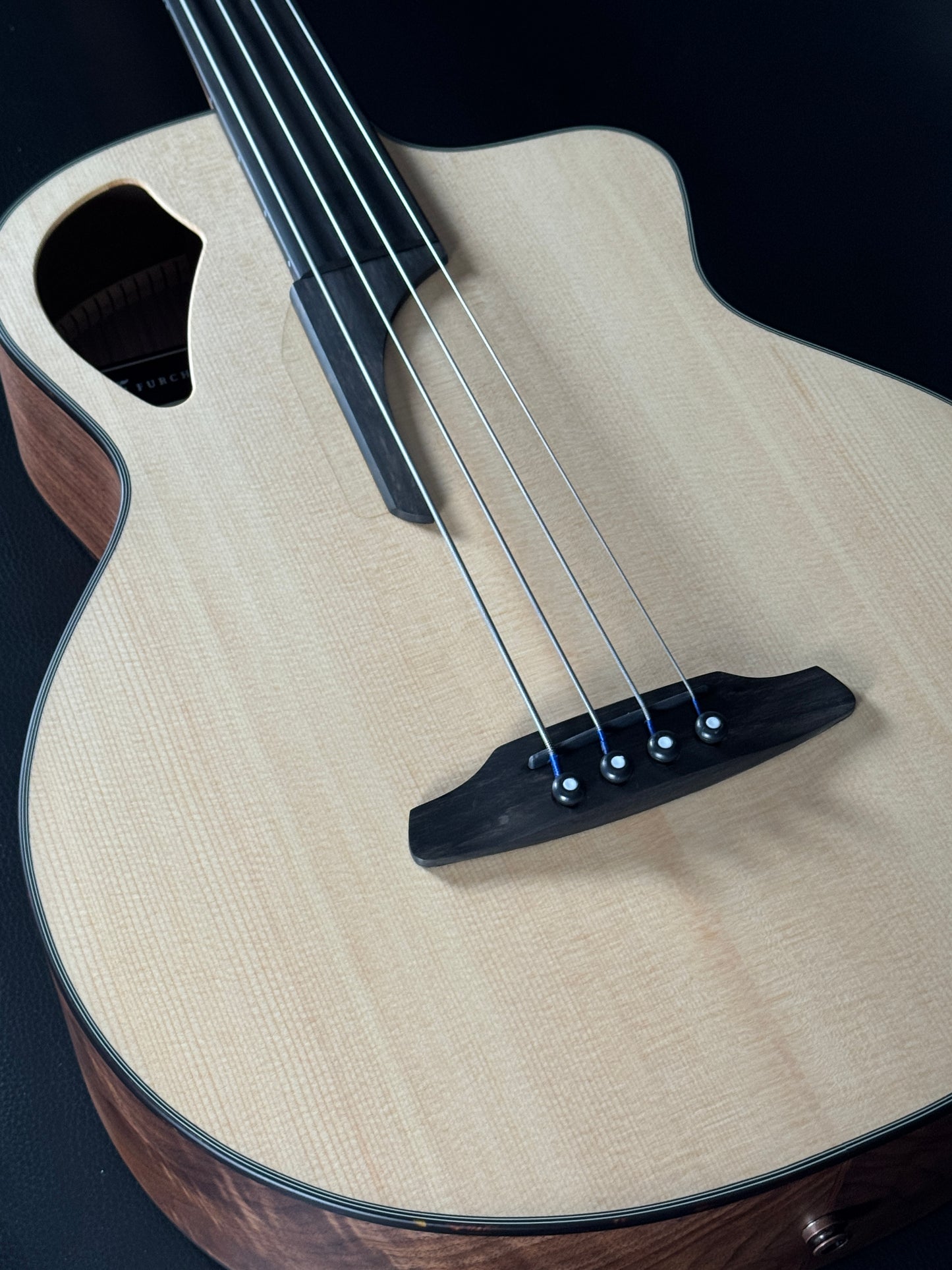 Furch BC 61-SW Fretless