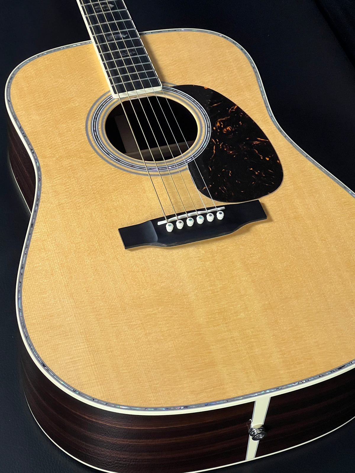 Martin D-41 Standard Series Dreadnought w/ K&K 2024 (PRE-OWNED) CONSIGNMENT