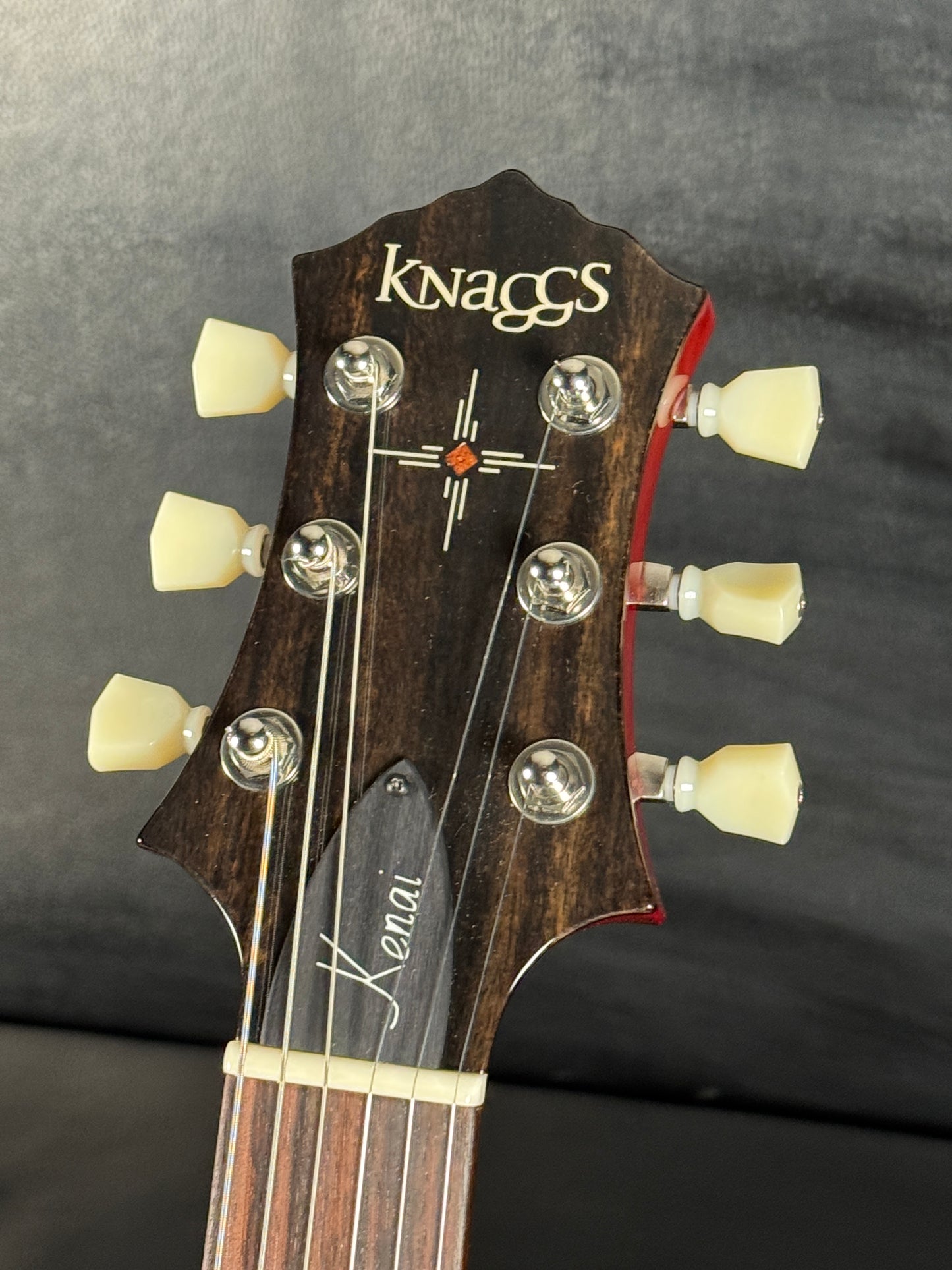 Knaggs Kenai HB 2272 – Indian Red