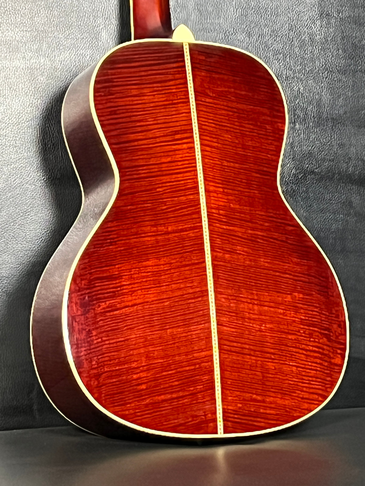 Santa Cruz H13 Fiddleback Flamed Mahogany & Sunburst (PRE-OWNED) CONSIGNMENT