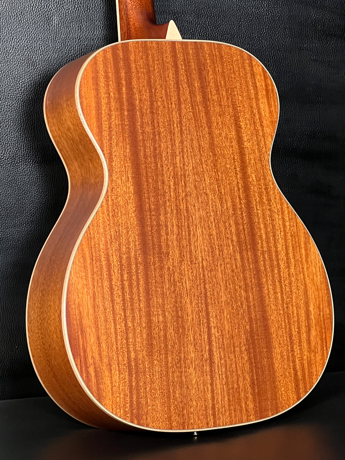 Larrivee OM-03 All Mahogany (PRE-OWNED)