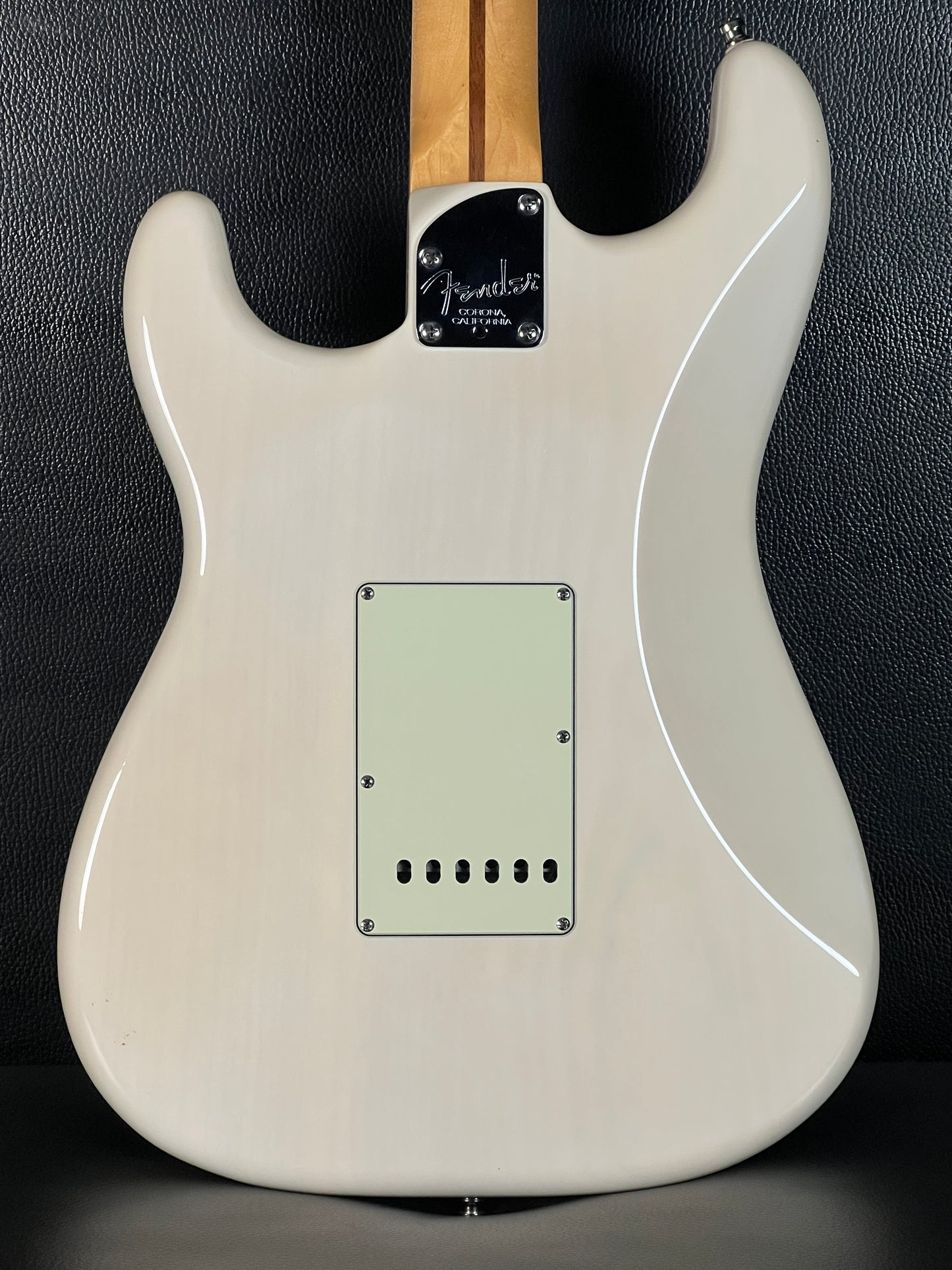 Fender American Deluxe Ash Stratocaster White Blonde (PRE-OWNED)