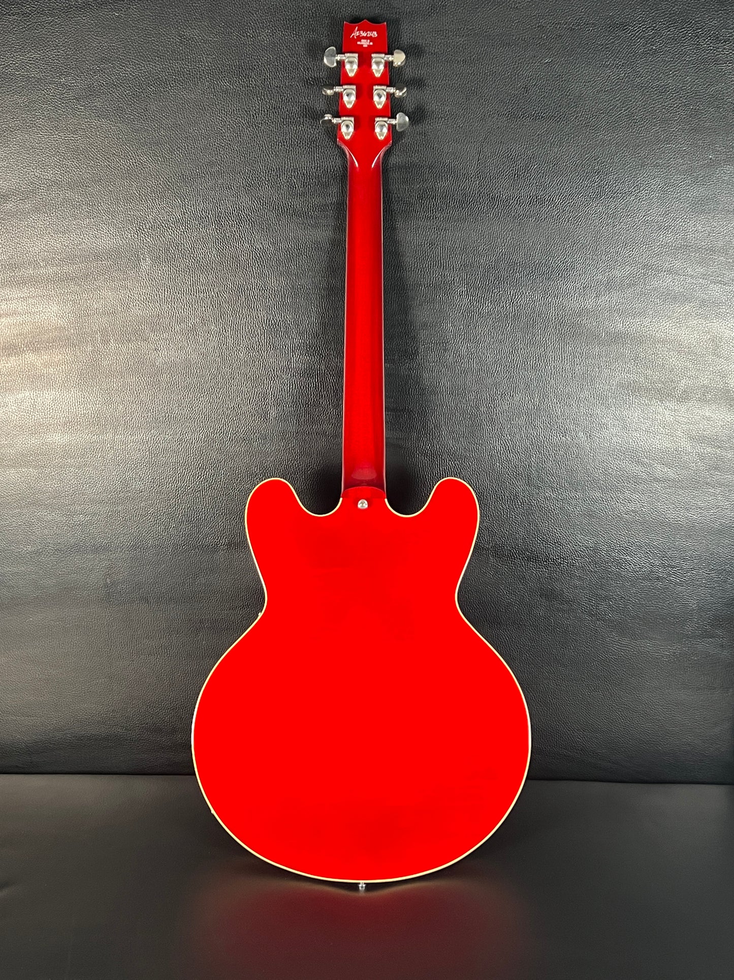 Heritage H-535 Semi-Hollow Trans Cherry w/ Hardcase (PRE-OWNED)