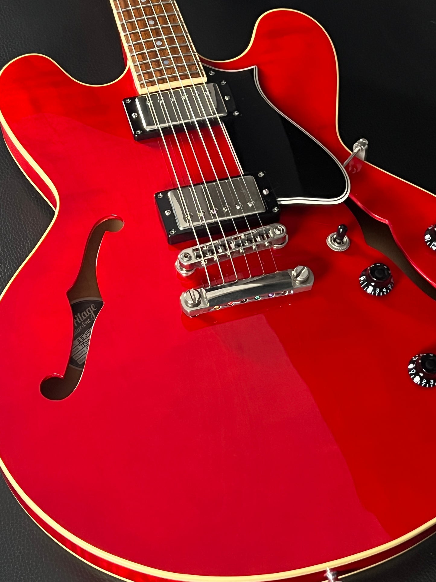 Heritage H-535 Semi-Hollow Trans Cherry w/ Hardcase (PRE-OWNED)