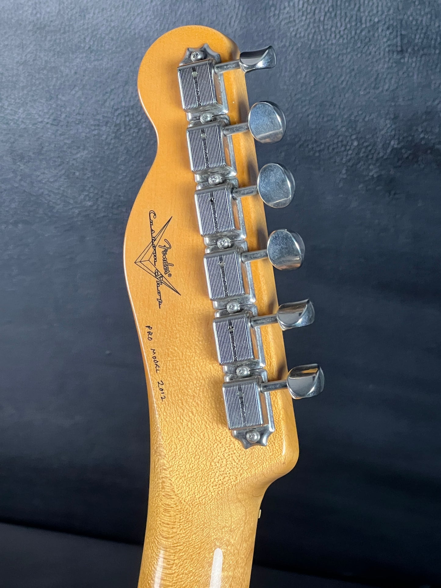 Fender Custom Shop 2011 Closet Classic Pine Telecaster (PRE-OWNED)