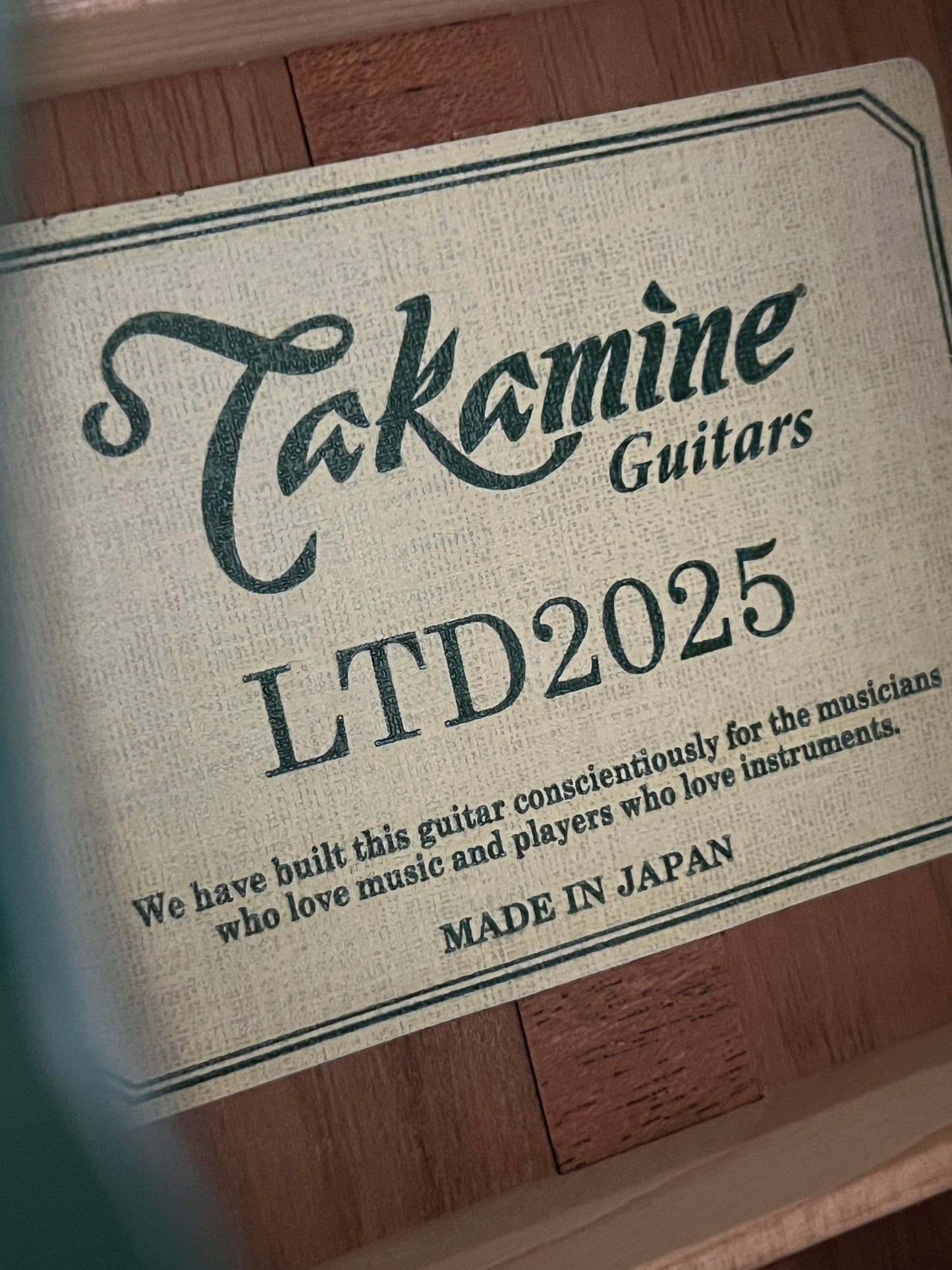 Takamine LTD2025 Limited Edition Antique Evergreen #63030074