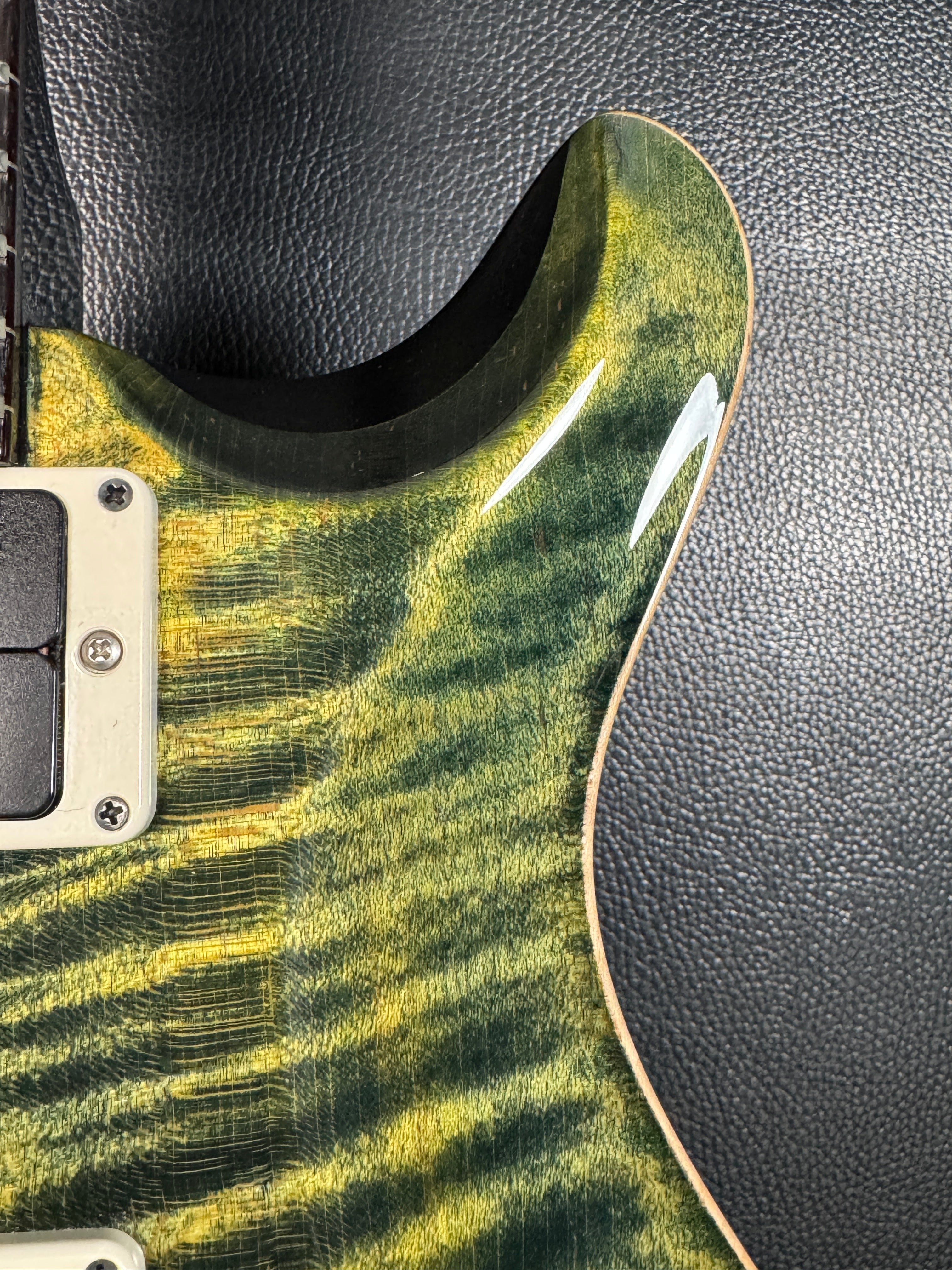 PRS Custom 24 Trem Leprechaun Tooth (PRE-OWNED) – Guitar HAUS