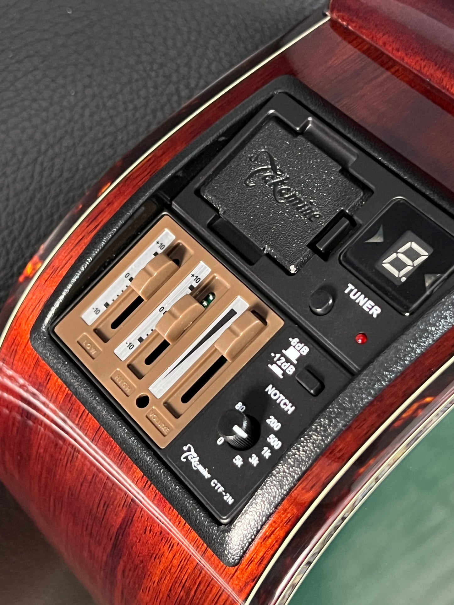 Takamine LTD2025 Limited Edition Antique Evergreen #63020438