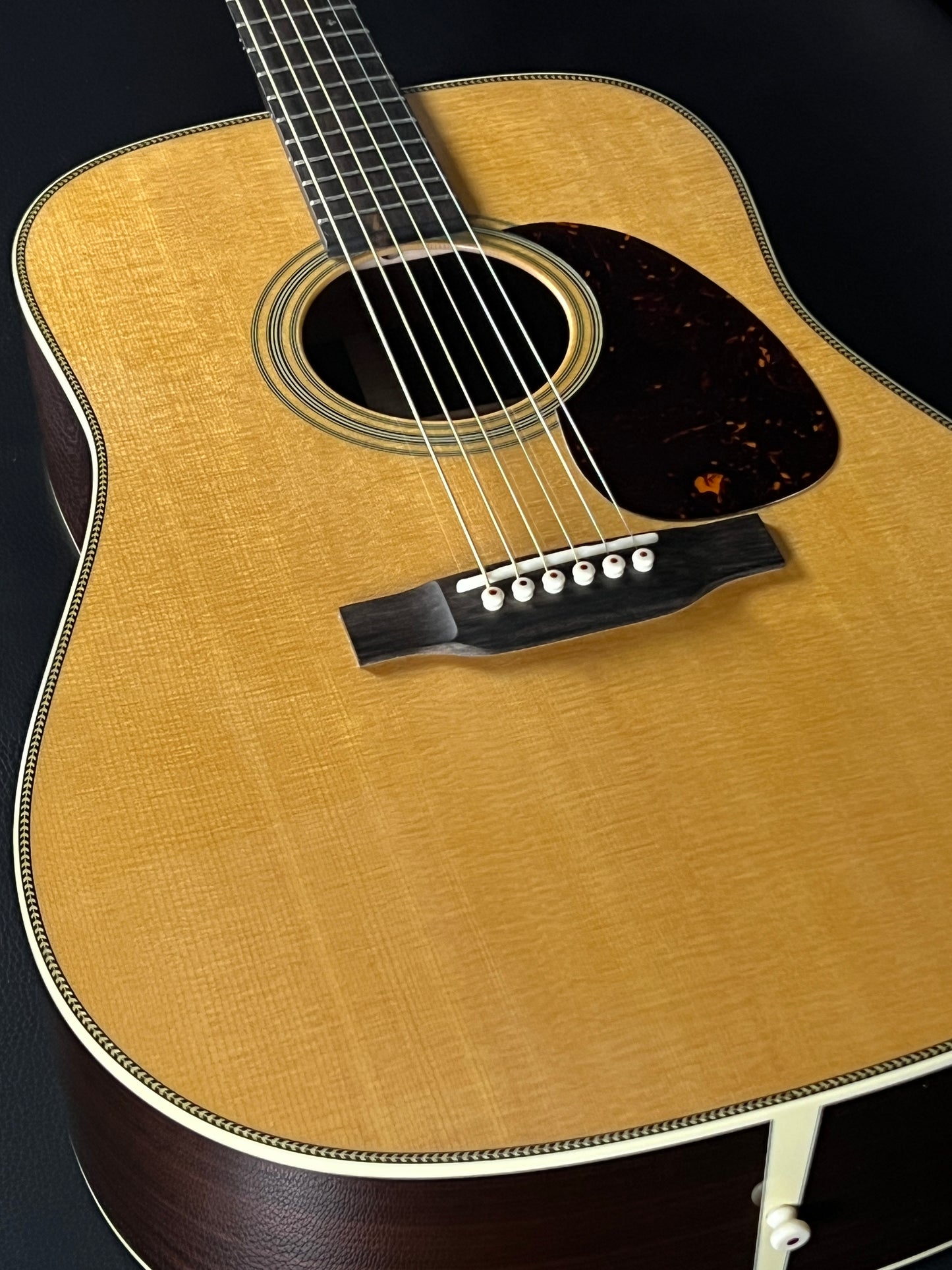 Martin Standard Series HD-28 2022 (PRE-OWNED)
