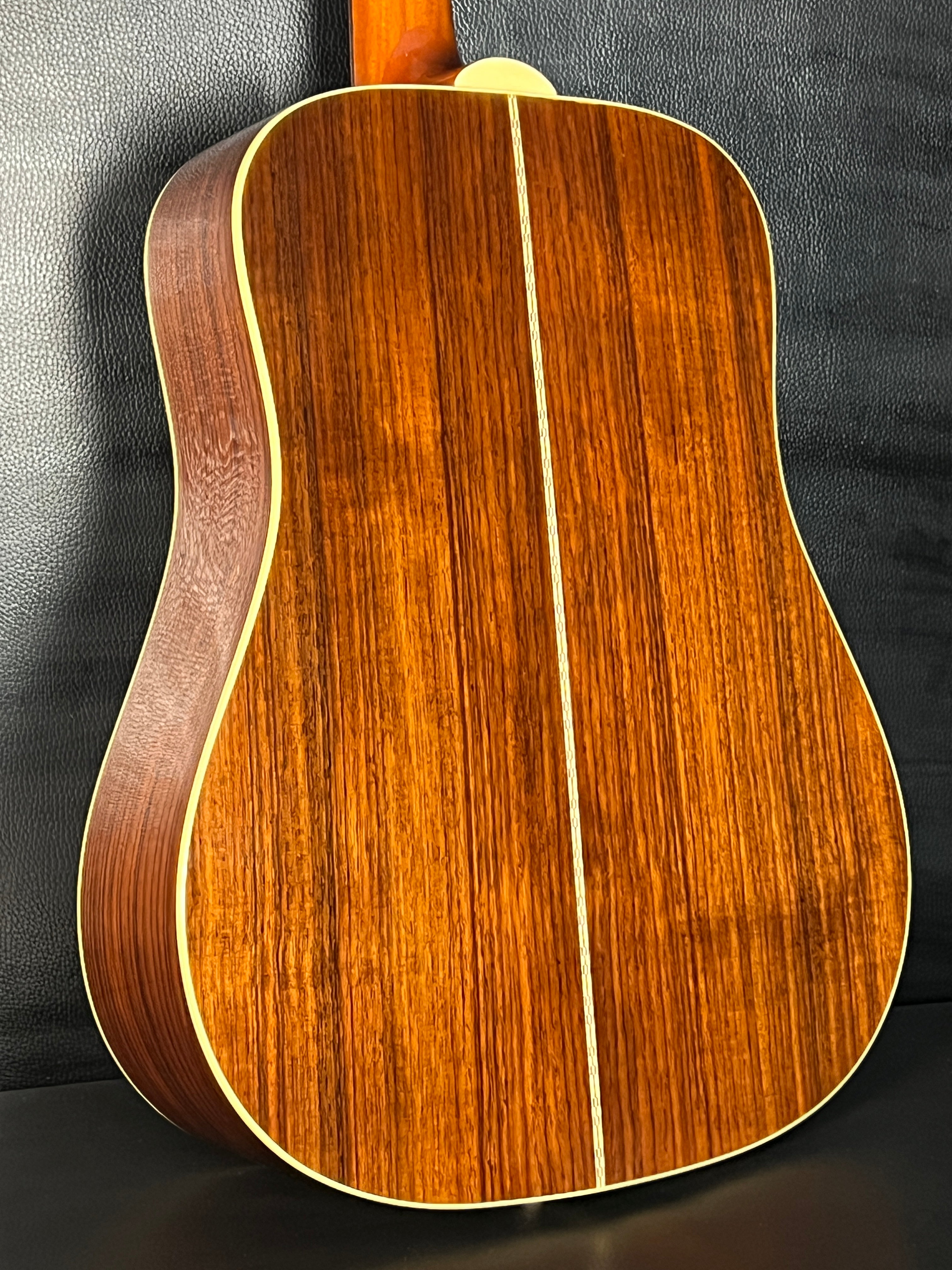 Guild D-150 (PRE-OWNED) – Guitar HAUS