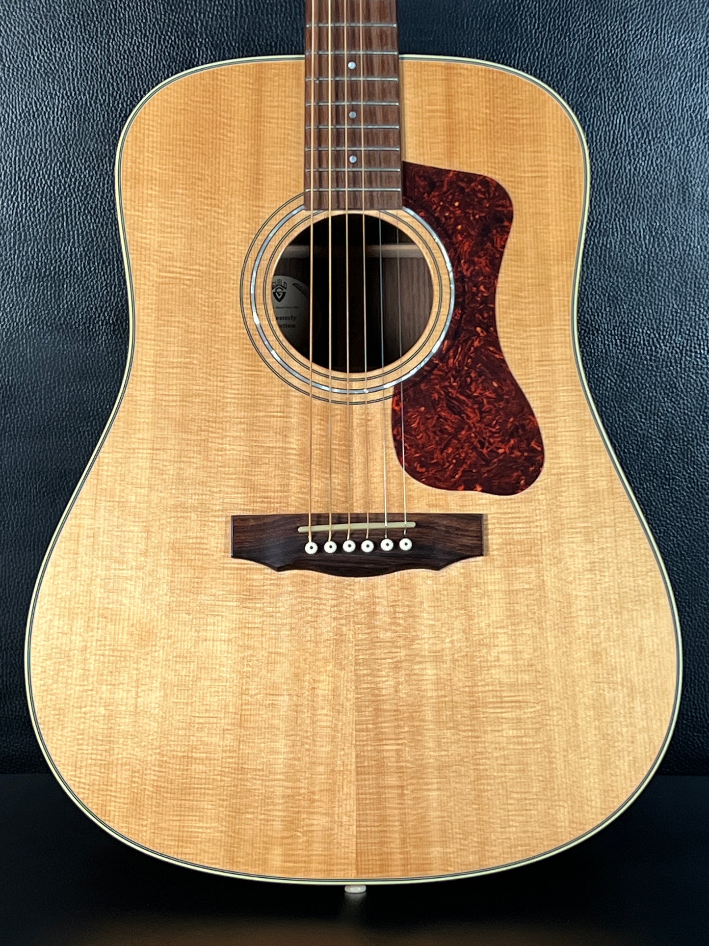 Guild D-150 (PRE-OWNED)