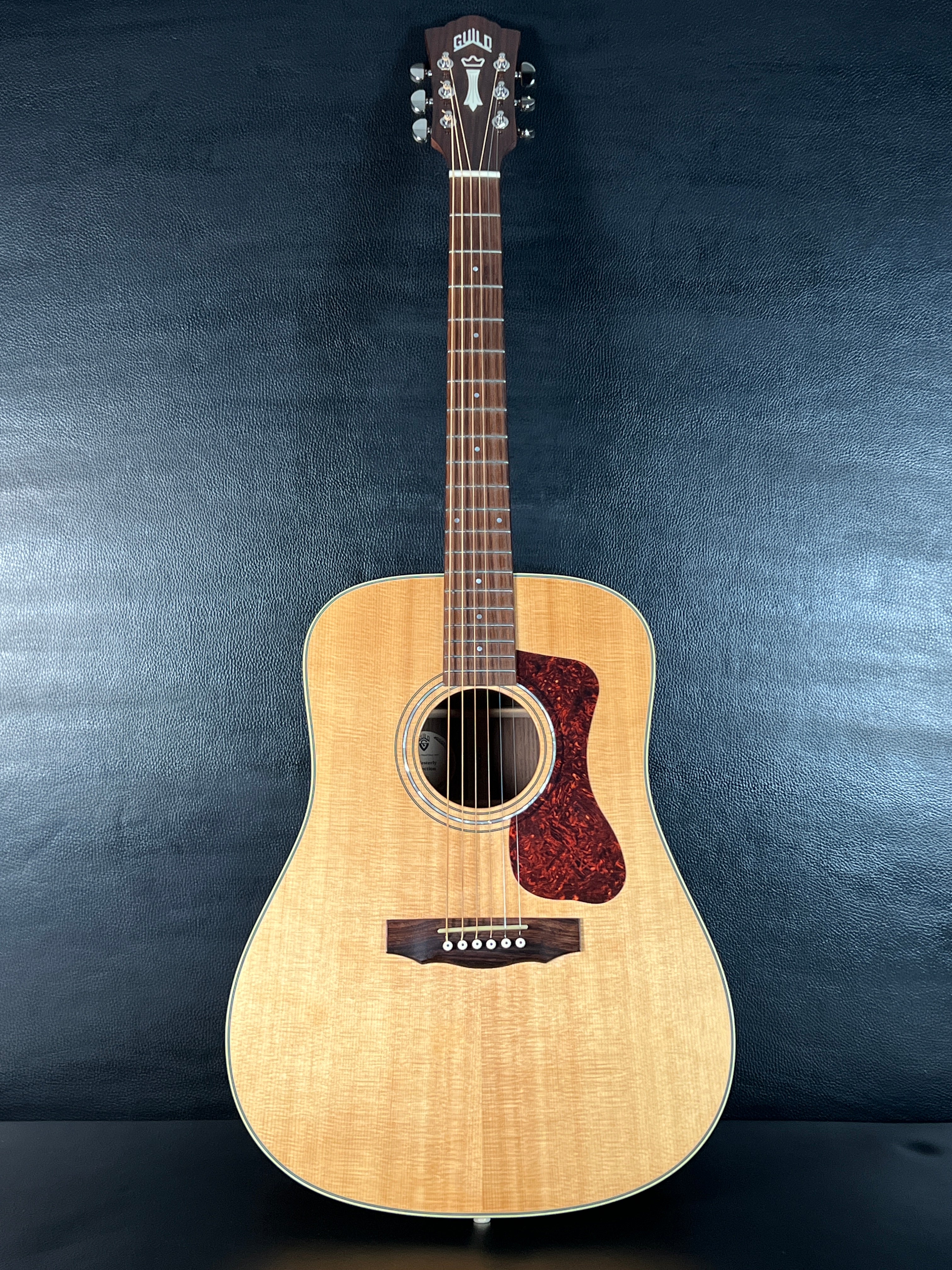 Guild D-150 (PRE-OWNED) – Guitar HAUS