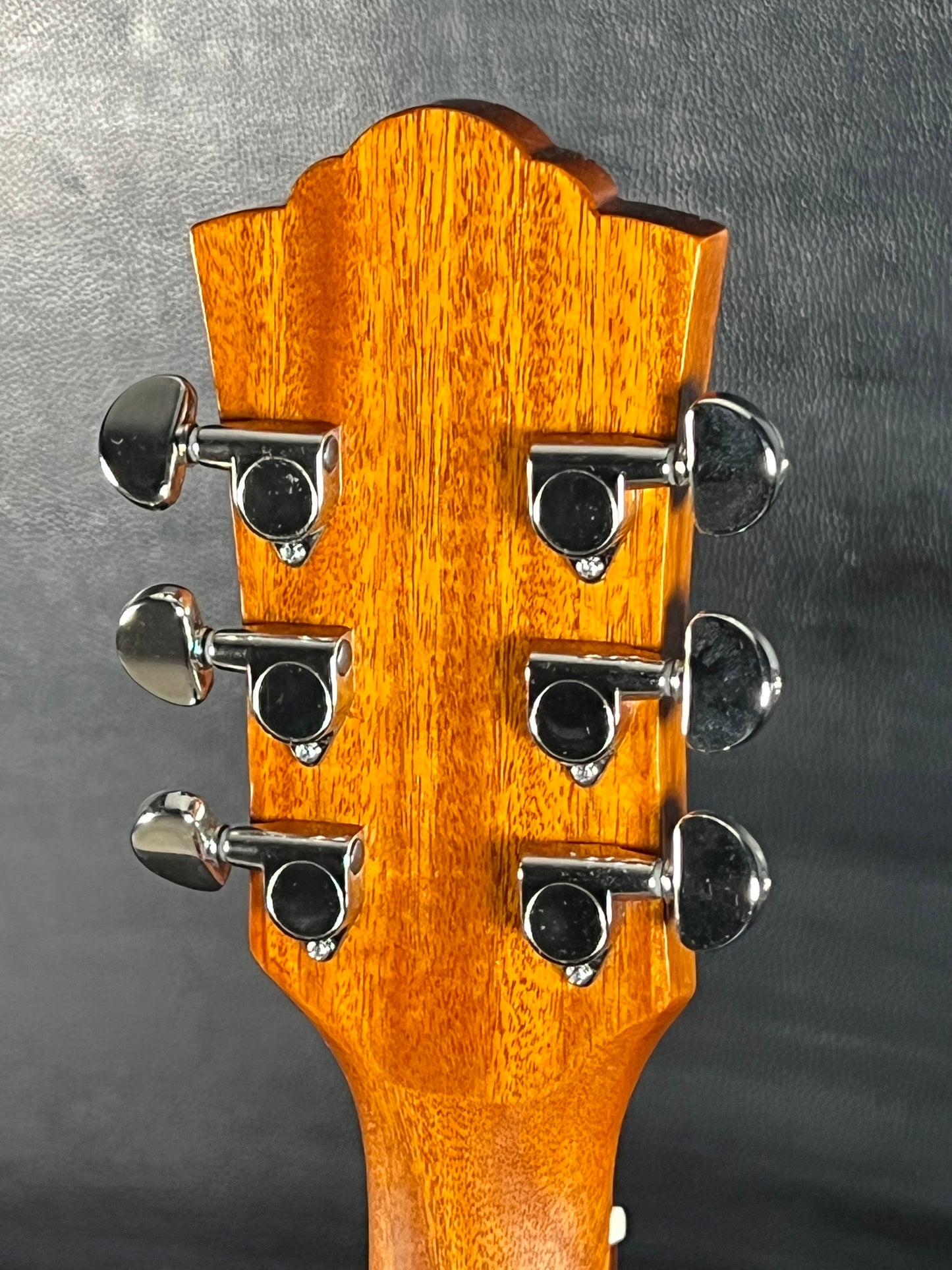 Guild D-150 (PRE-OWNED)