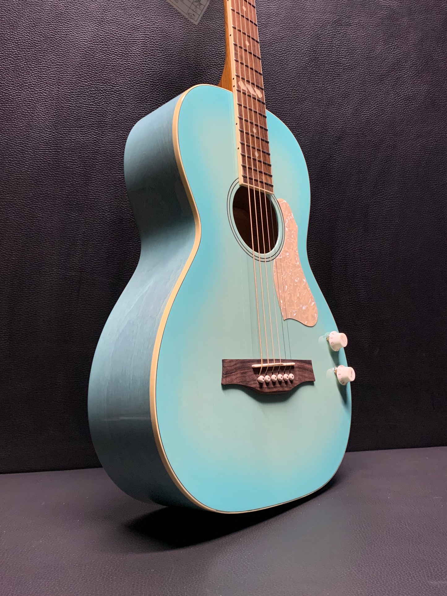 Godin Rialto Laguna Blue HG Q-Discrete Ltd #052707000015