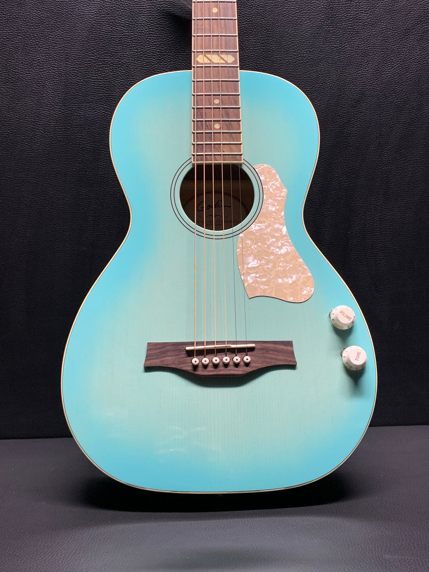 Godin Rialto Laguna Blue HG Q-Discrete Ltd #052707000015