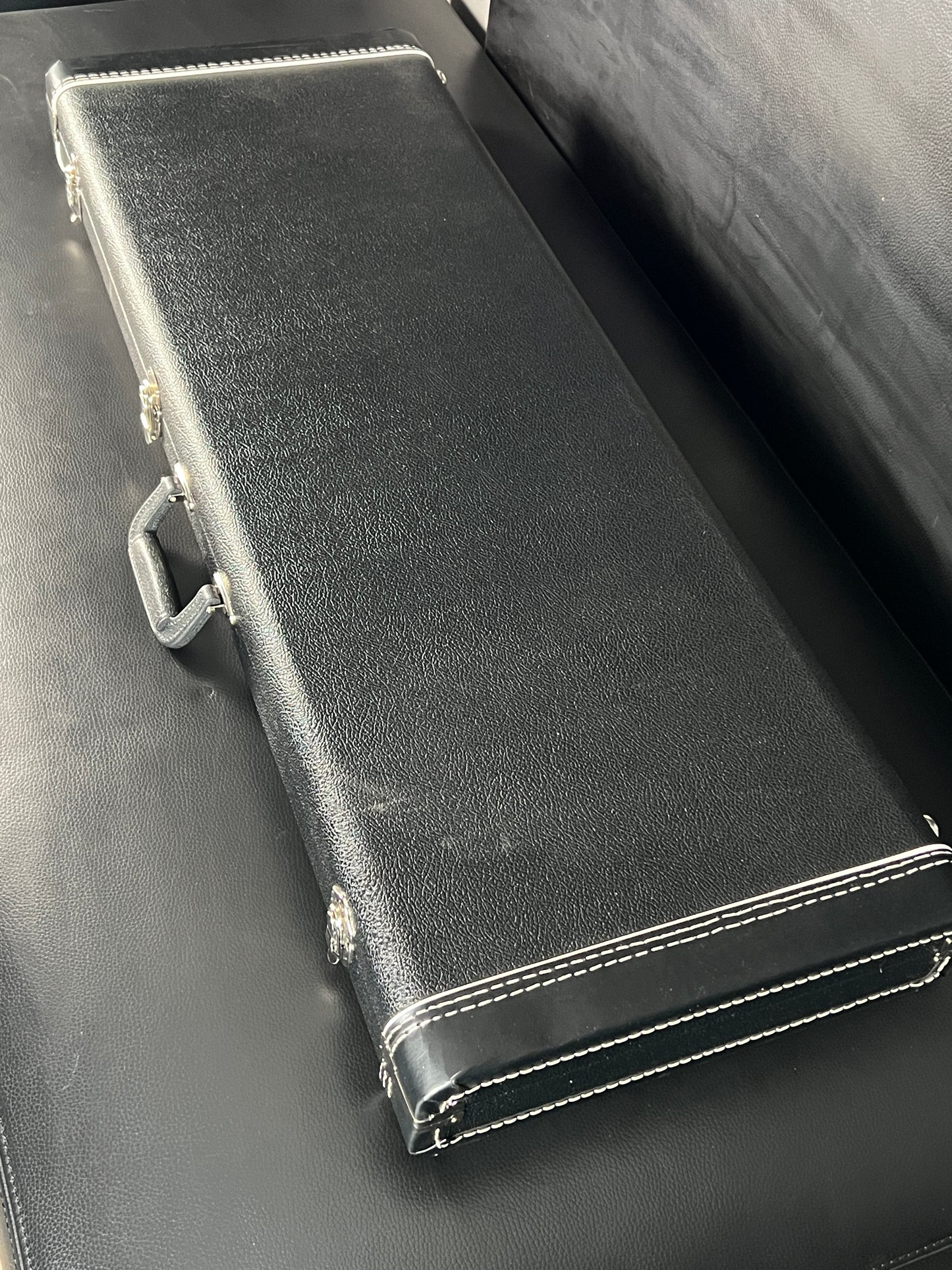 Newhall Tango 22 #7829