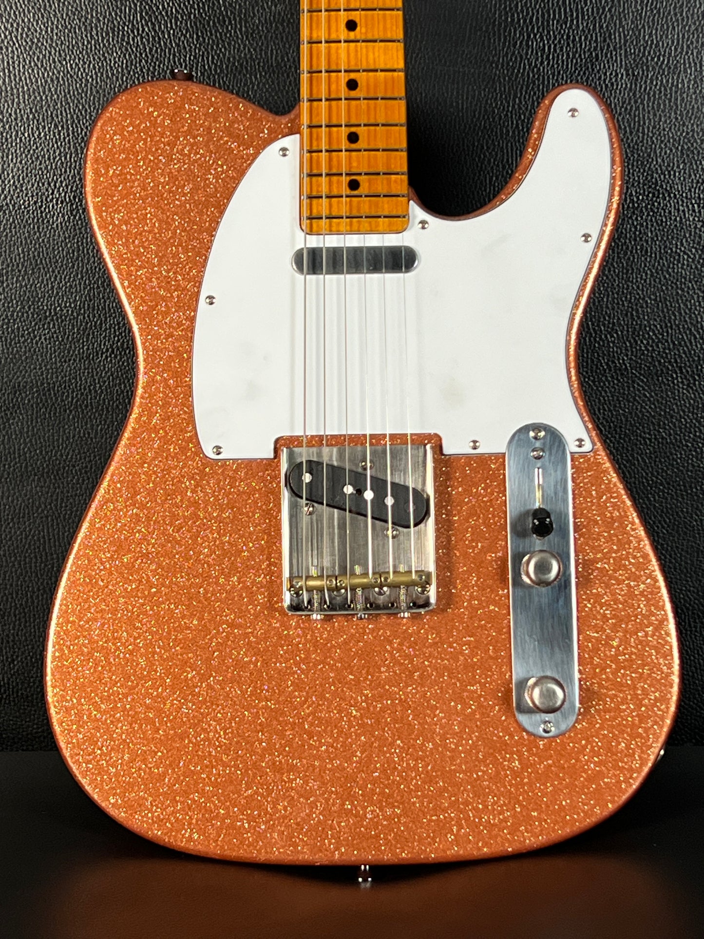 Newhall Tango 22 #7829