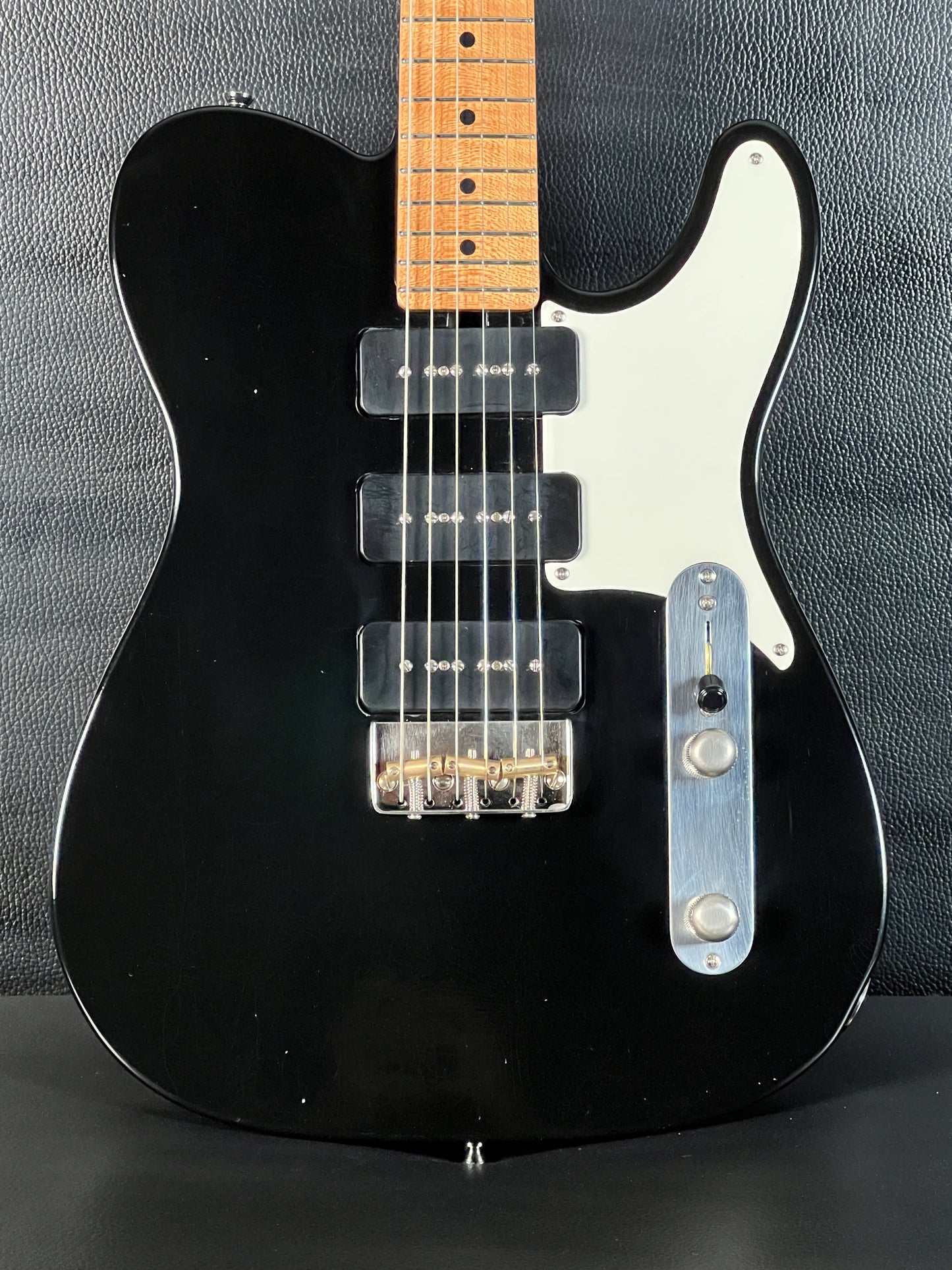 Newhall Tango 3P90 CH #8483