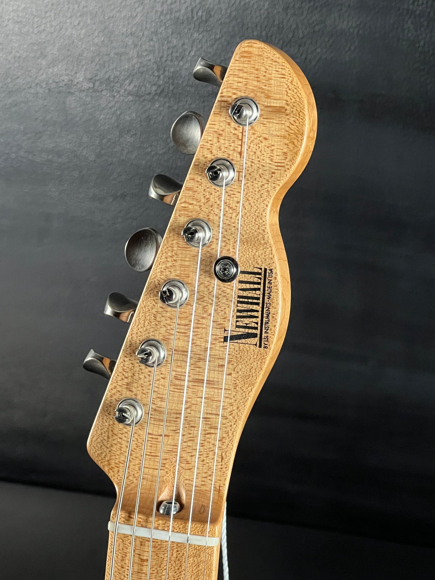 Newhall Tango 3P90 CH #8483