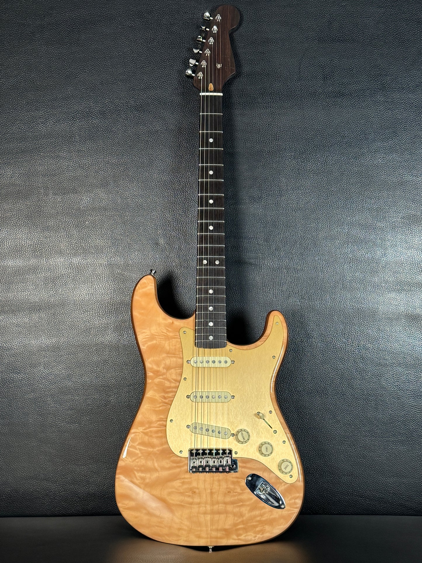 Fender Rarities Quilt Maple Top Stratocaster Natural Limited Edition (PRE-OWNED)