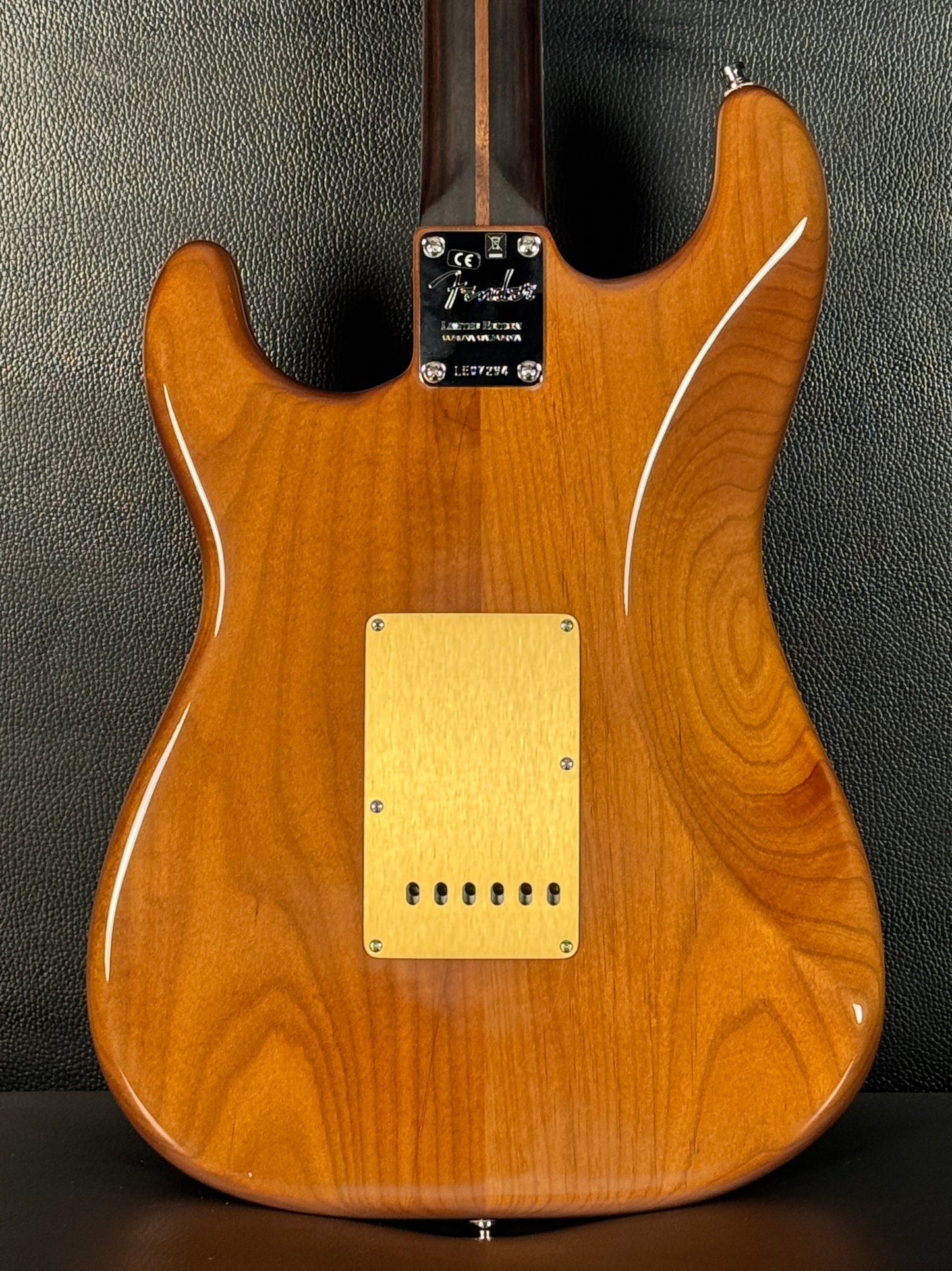 Fender Rarities Quilt Maple Top Stratocaster Natural Limited Edition (PRE-OWNED)