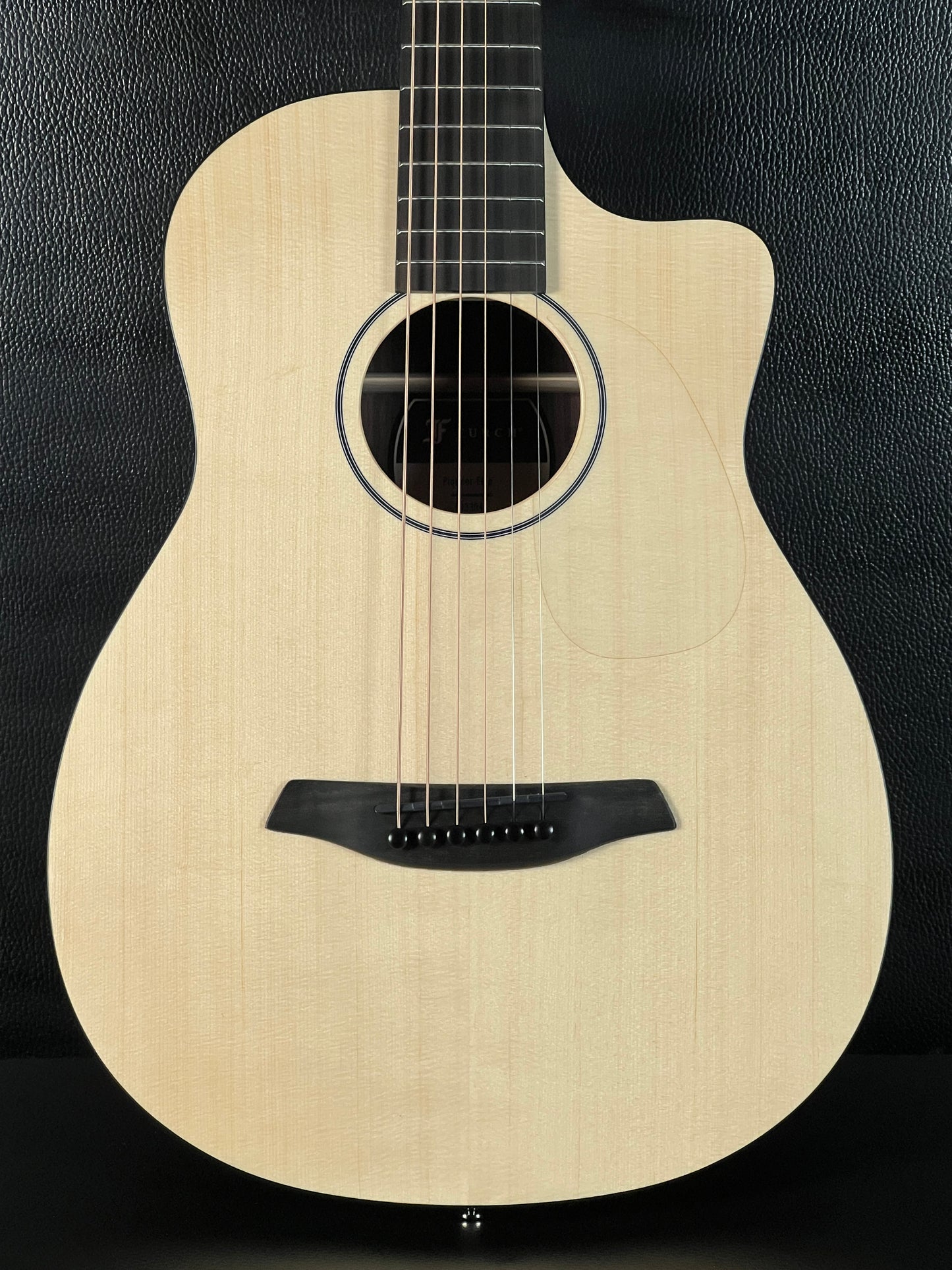 Furch Pioneer ER a Travel Guitar #133304