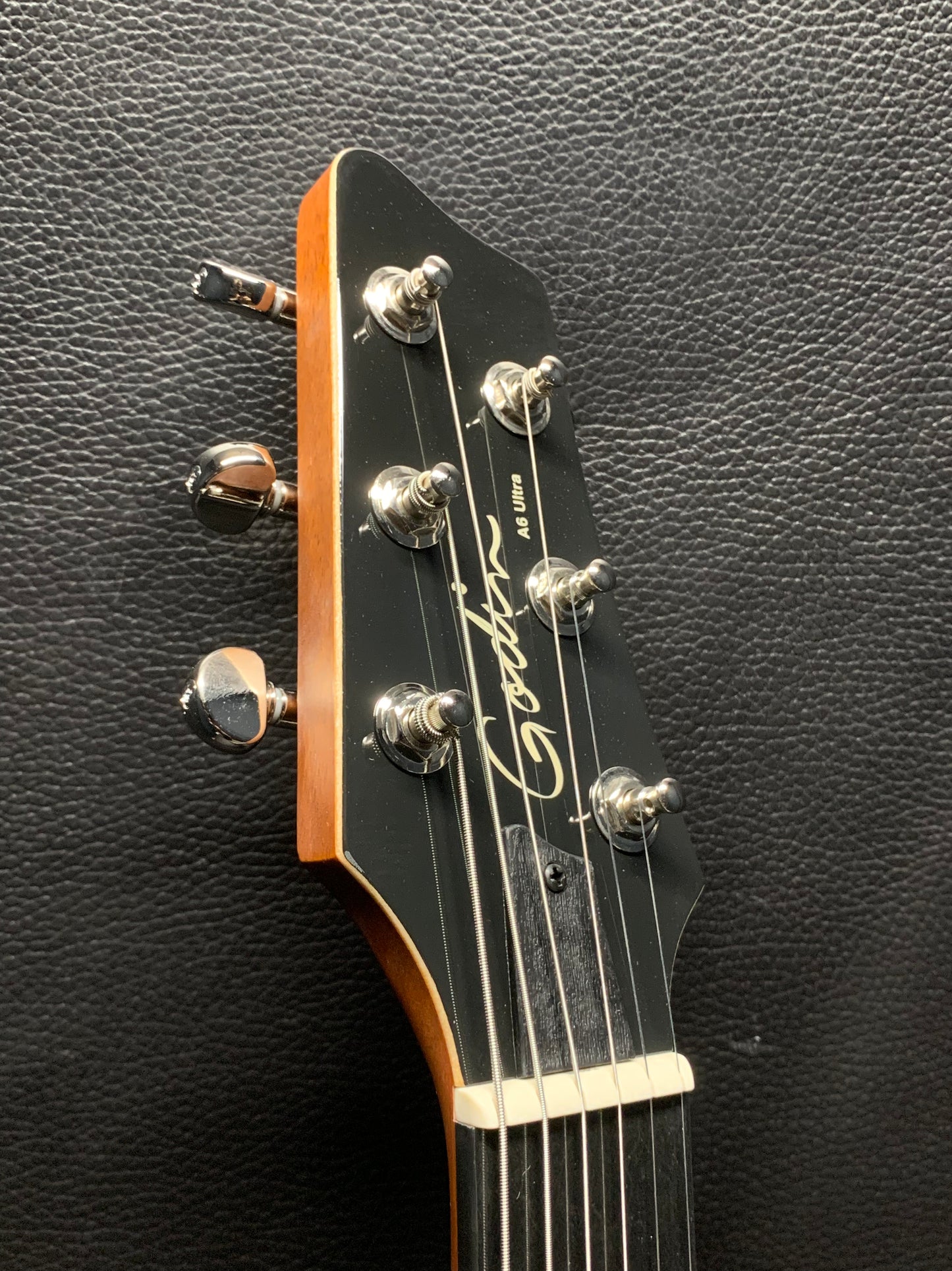 Godin A6 ULTRA Black HG (PRE-OWNED)