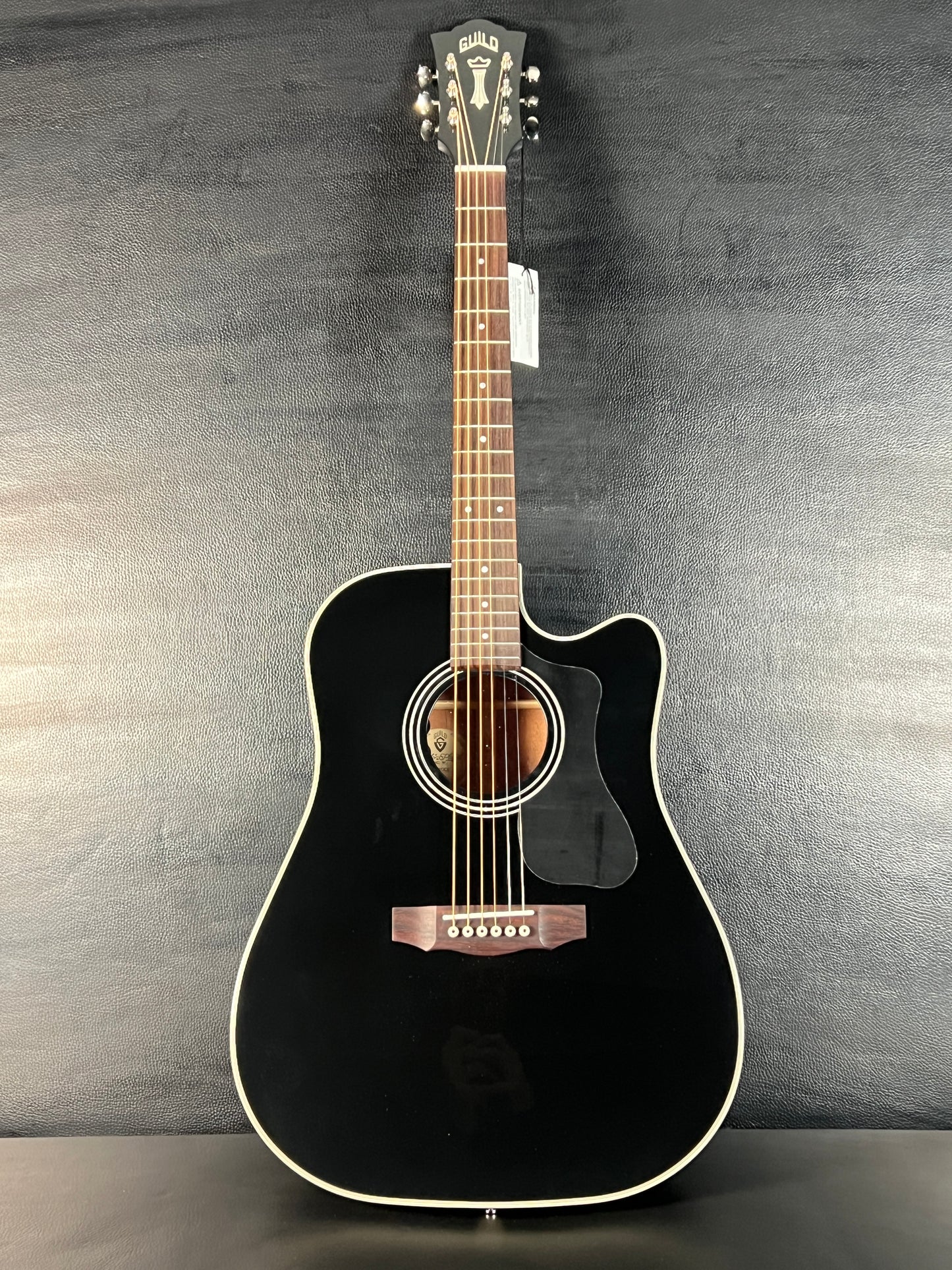 Guild D-140CE Black Westerly Collection w/ Gig Bag