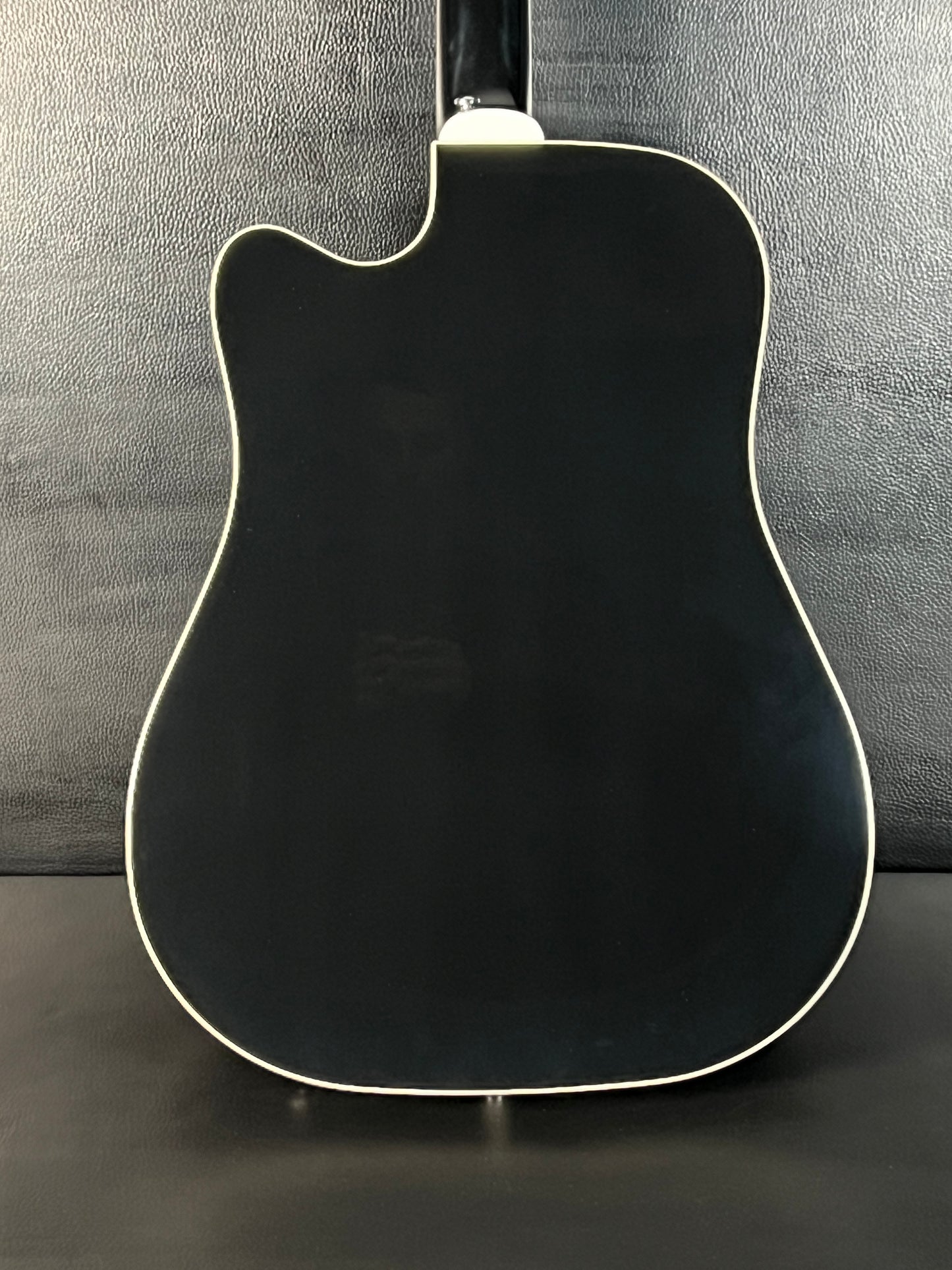 Guild D-140CE Black Westerly Collection w/ Gig Bag