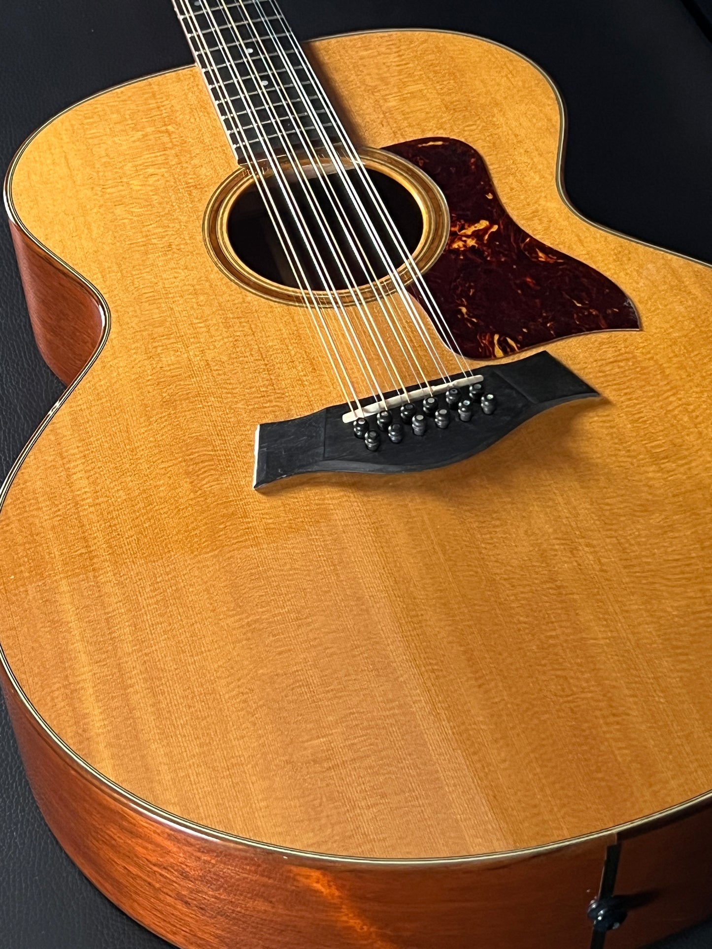 Taylor 555 12-String (PRE-OWNED)