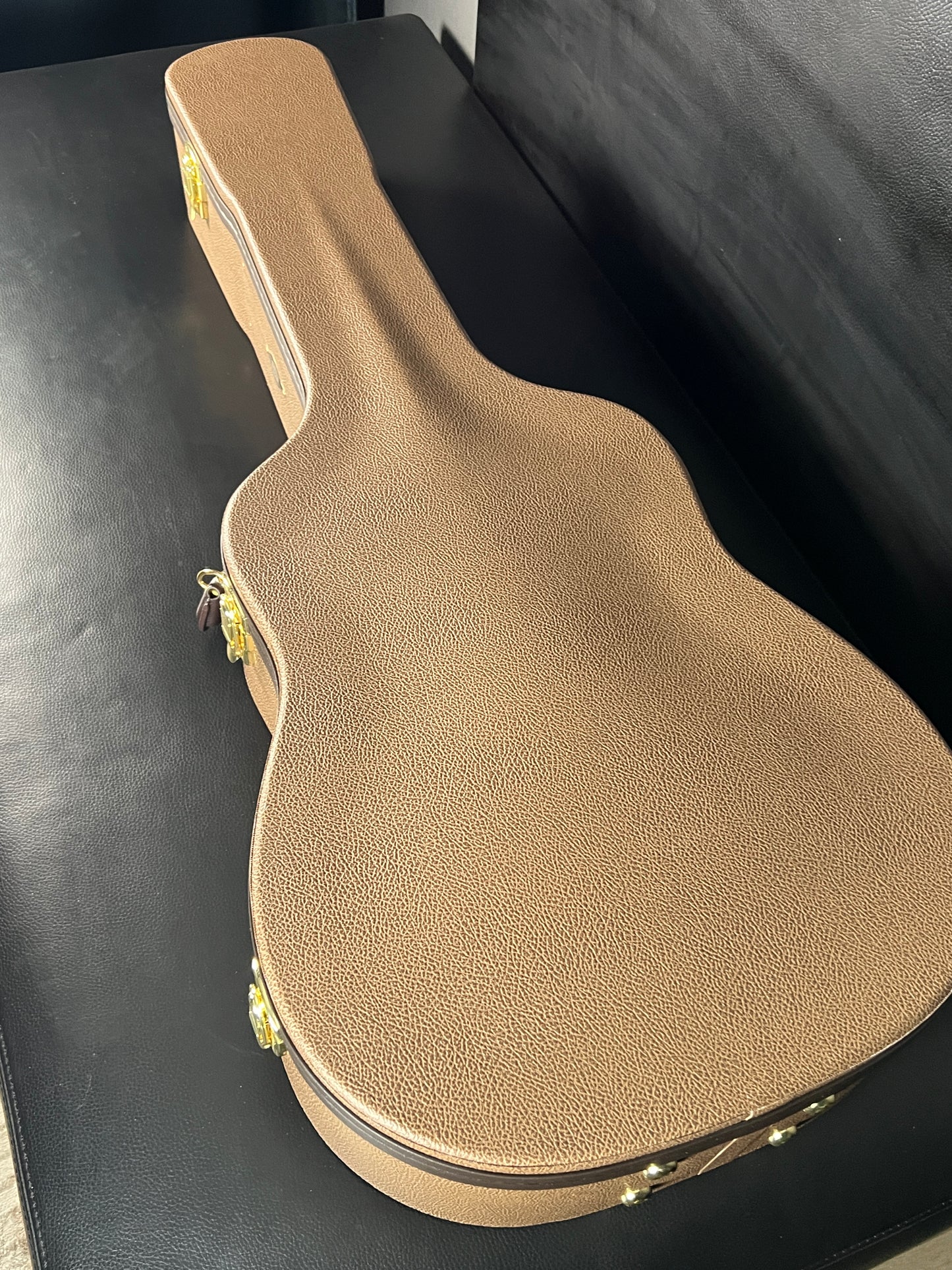 Taylor Gold Label 510e Trey Hensley Signature