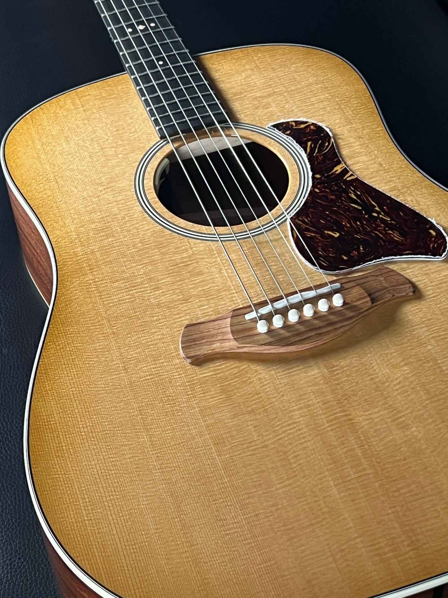 Taylor Gold Label 510e Trey Hensley Signature